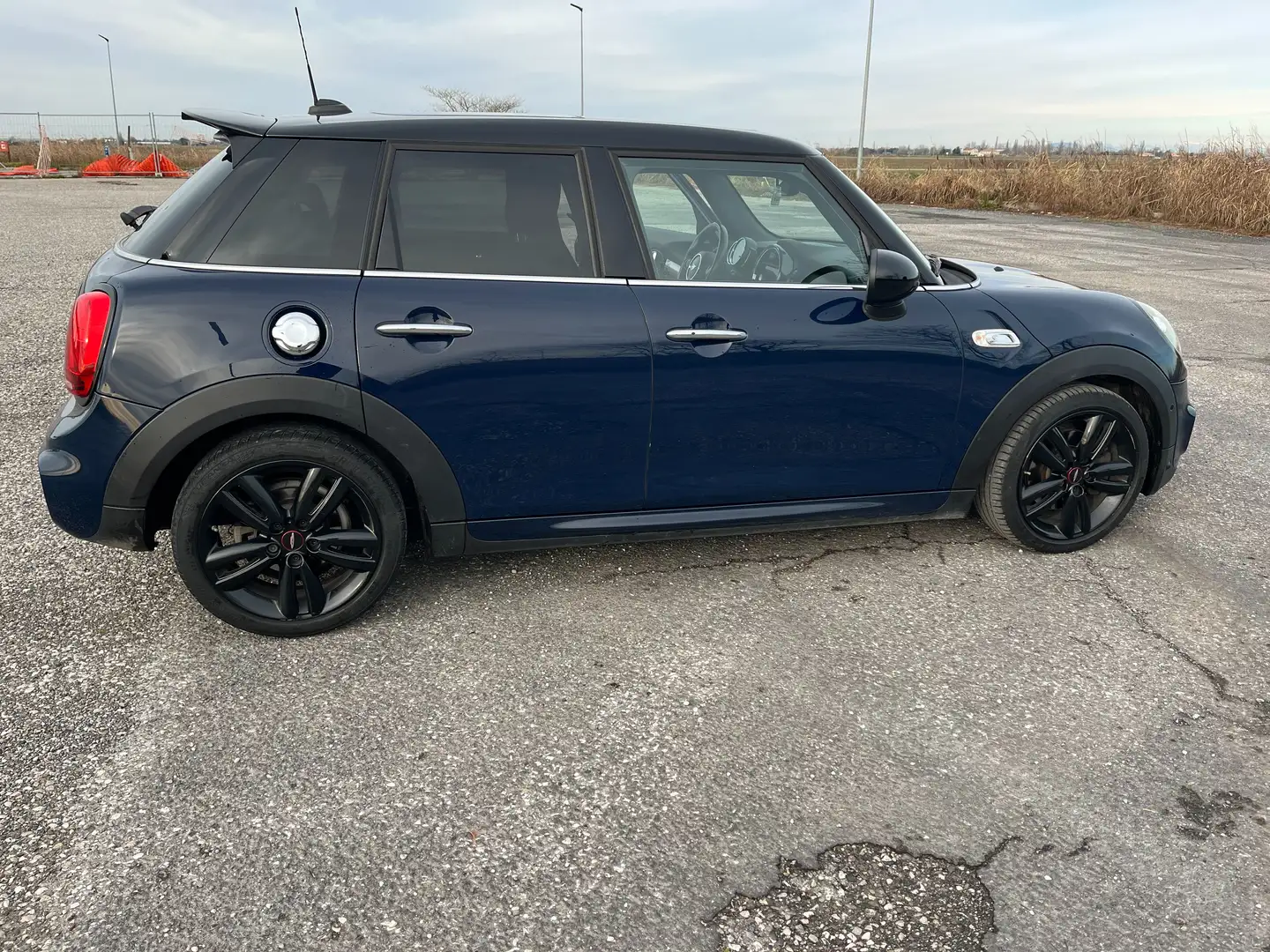 MINI Cooper SD Mini+IV+F55+2018+5p+5p+2.0+Hype+auto Azul - 1