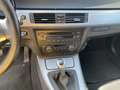 BMW 320 320d Touring  / Motor Klappert - thumbnail 11