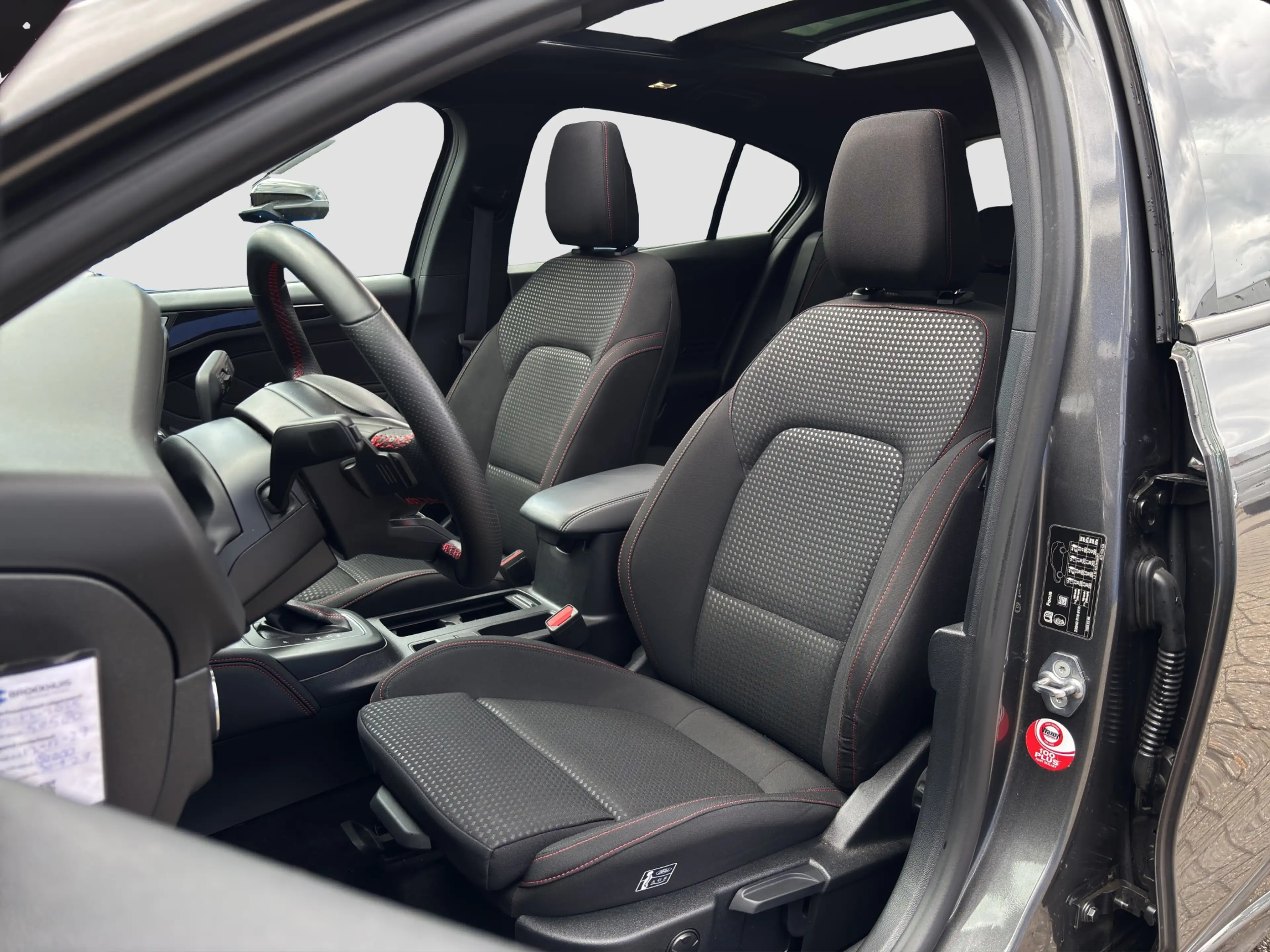 Ford Focus 1.0 Hybrid ST Line X | Verlengde Garantie! | Pano — photo 5