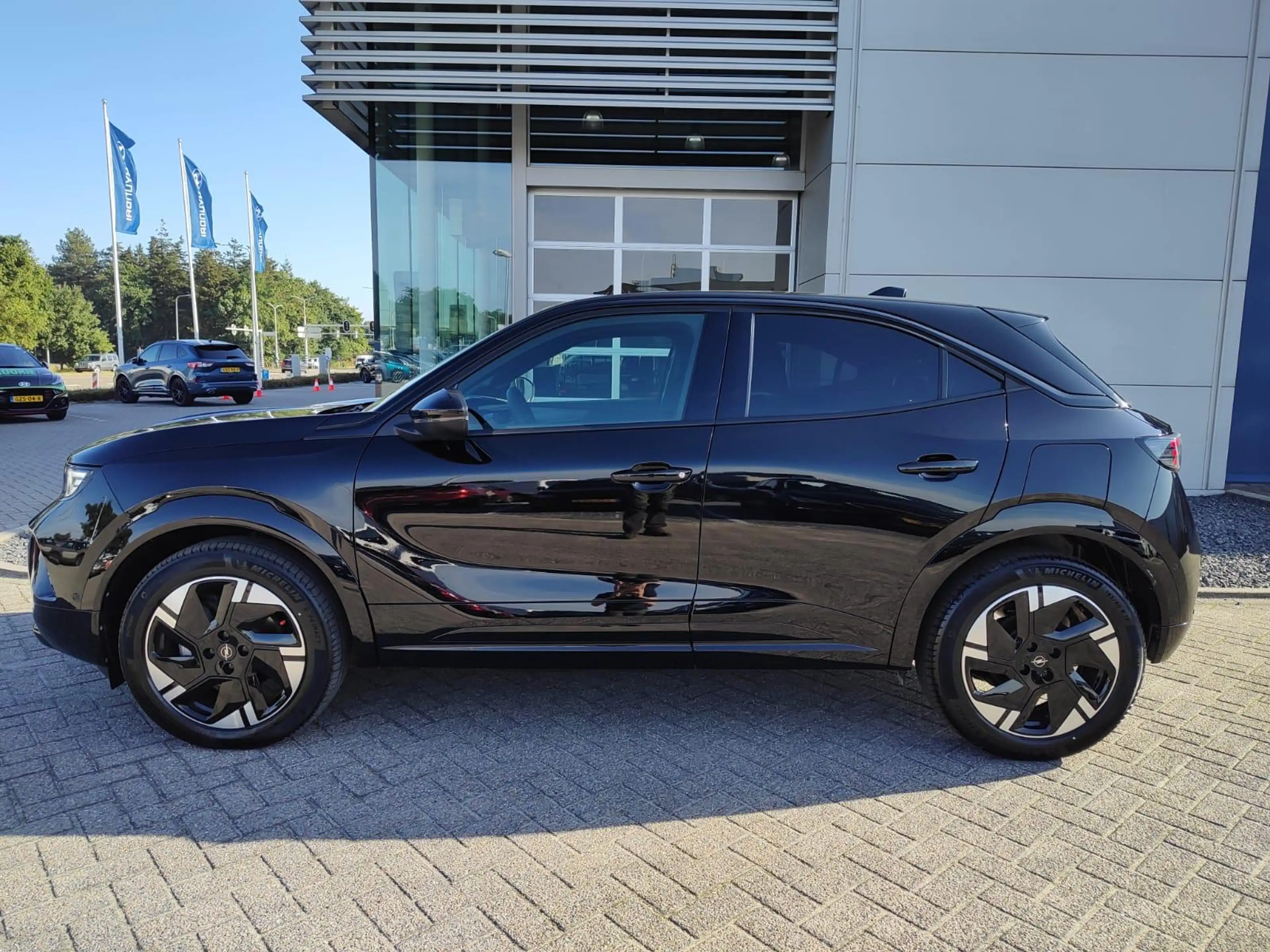 Opel Mokka-E Electric GS 54 kWh 360 Camera | Adaptive cruise co — photo 2