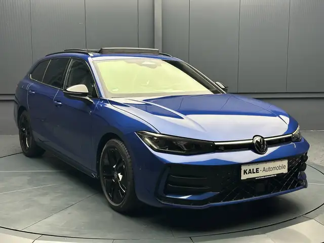 Volkswagen Passat view 7
