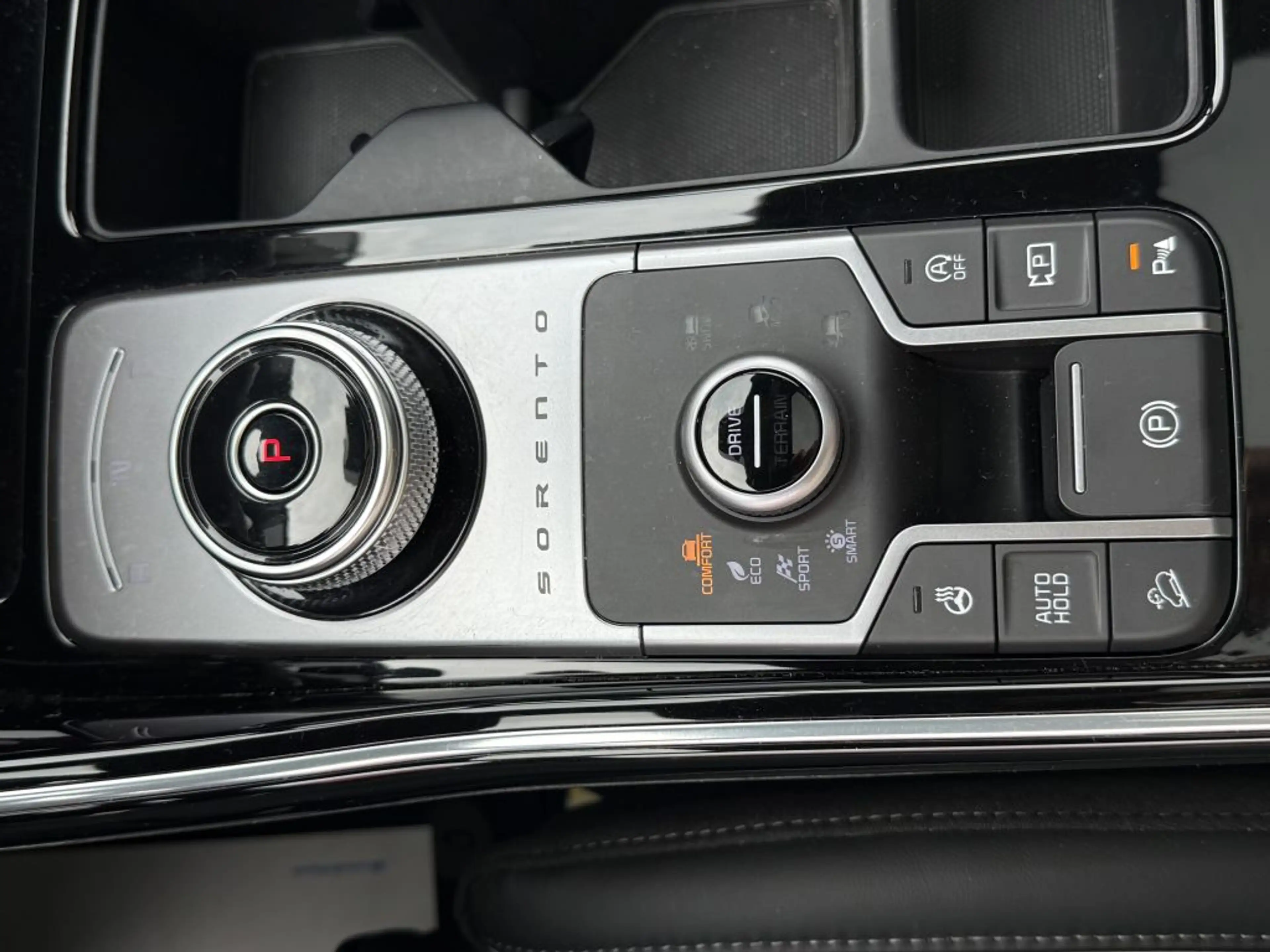 Kia Sorento 2.2 CRDi DCT8 AWD Spirit Premium — photo 15