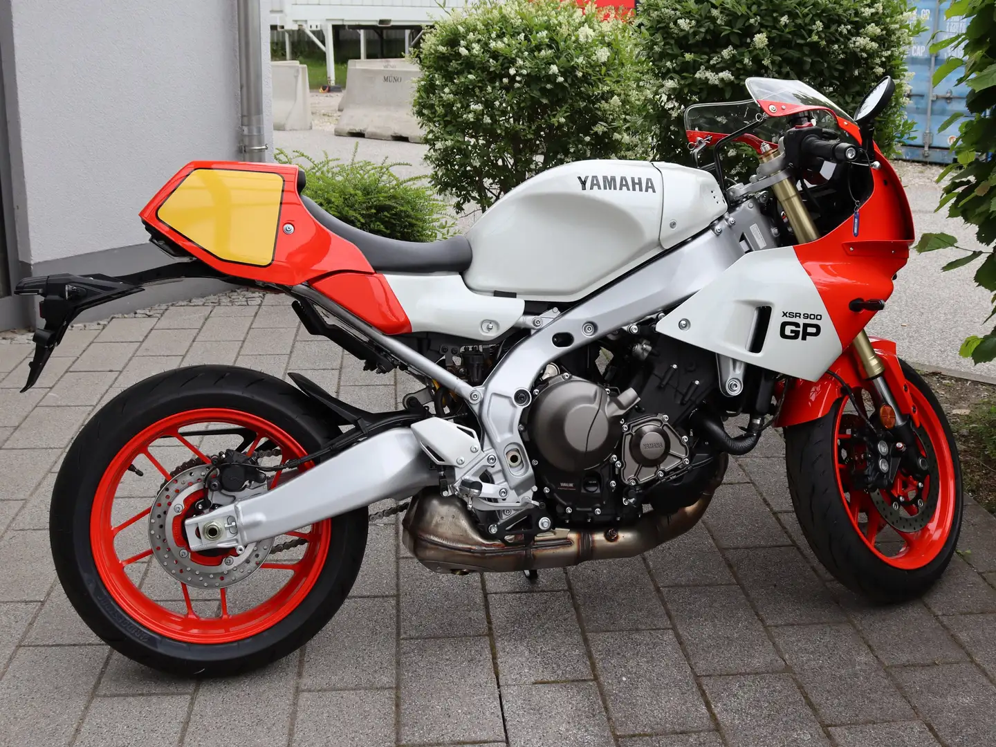 Yamaha XSR 900 XSR 900 GP Alb - 1