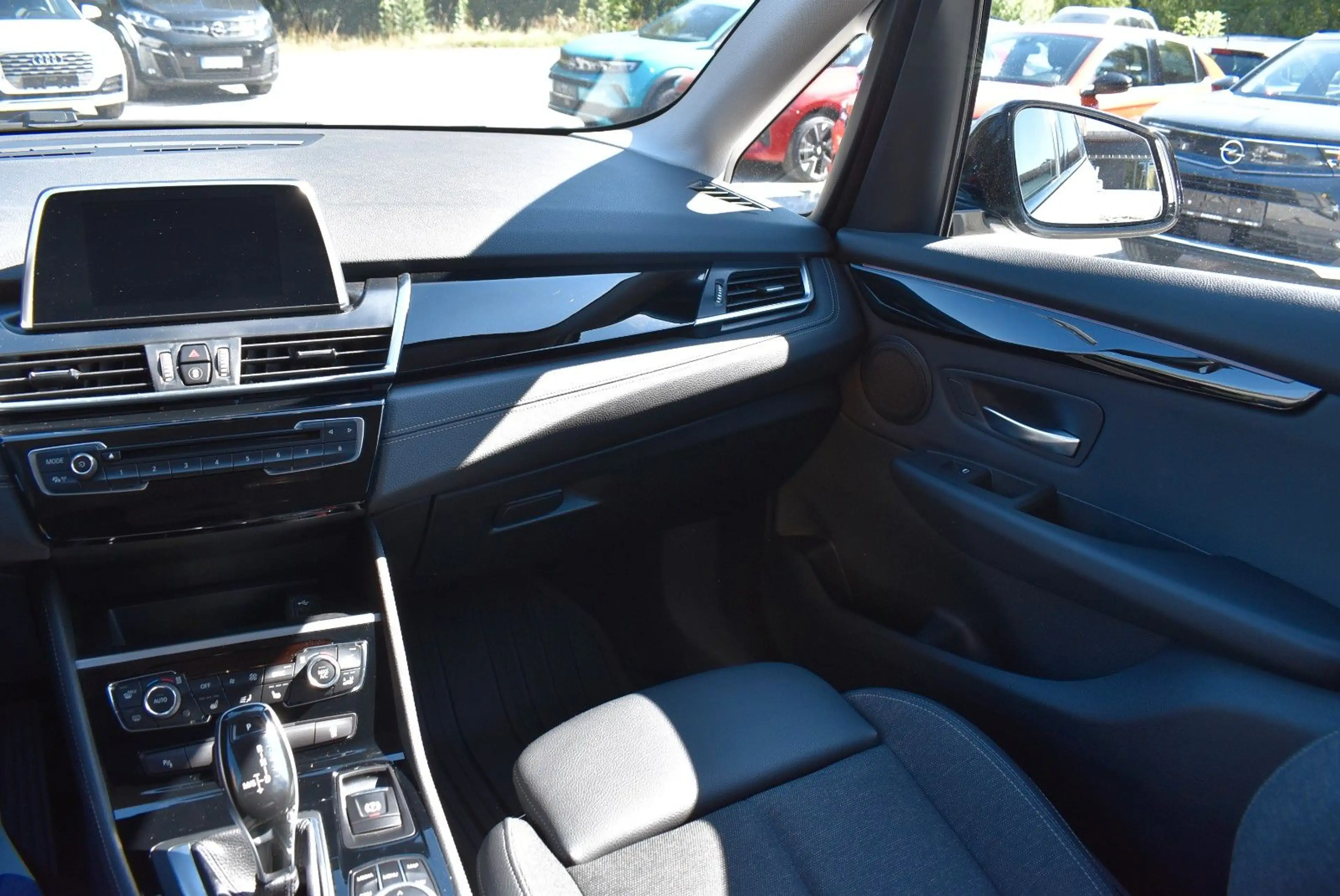 BMW 220 Sport Line "AHK/LED/KAMERA" — photo 16