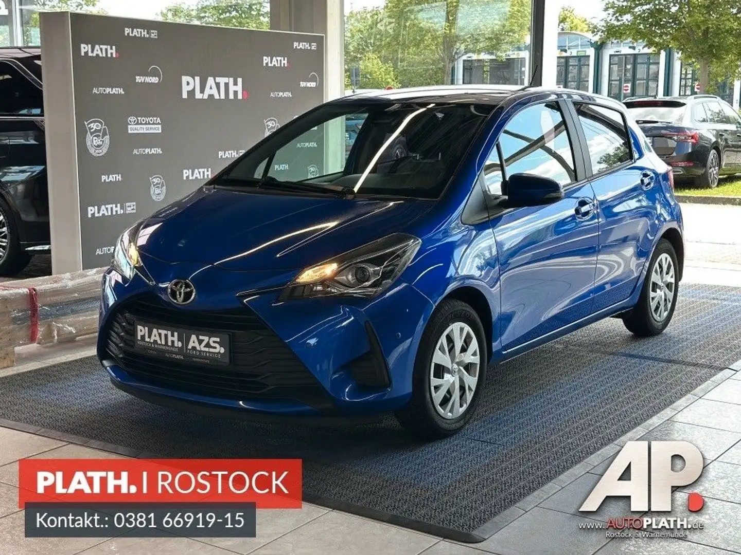Toyota Yaris Comfort Blau - 1