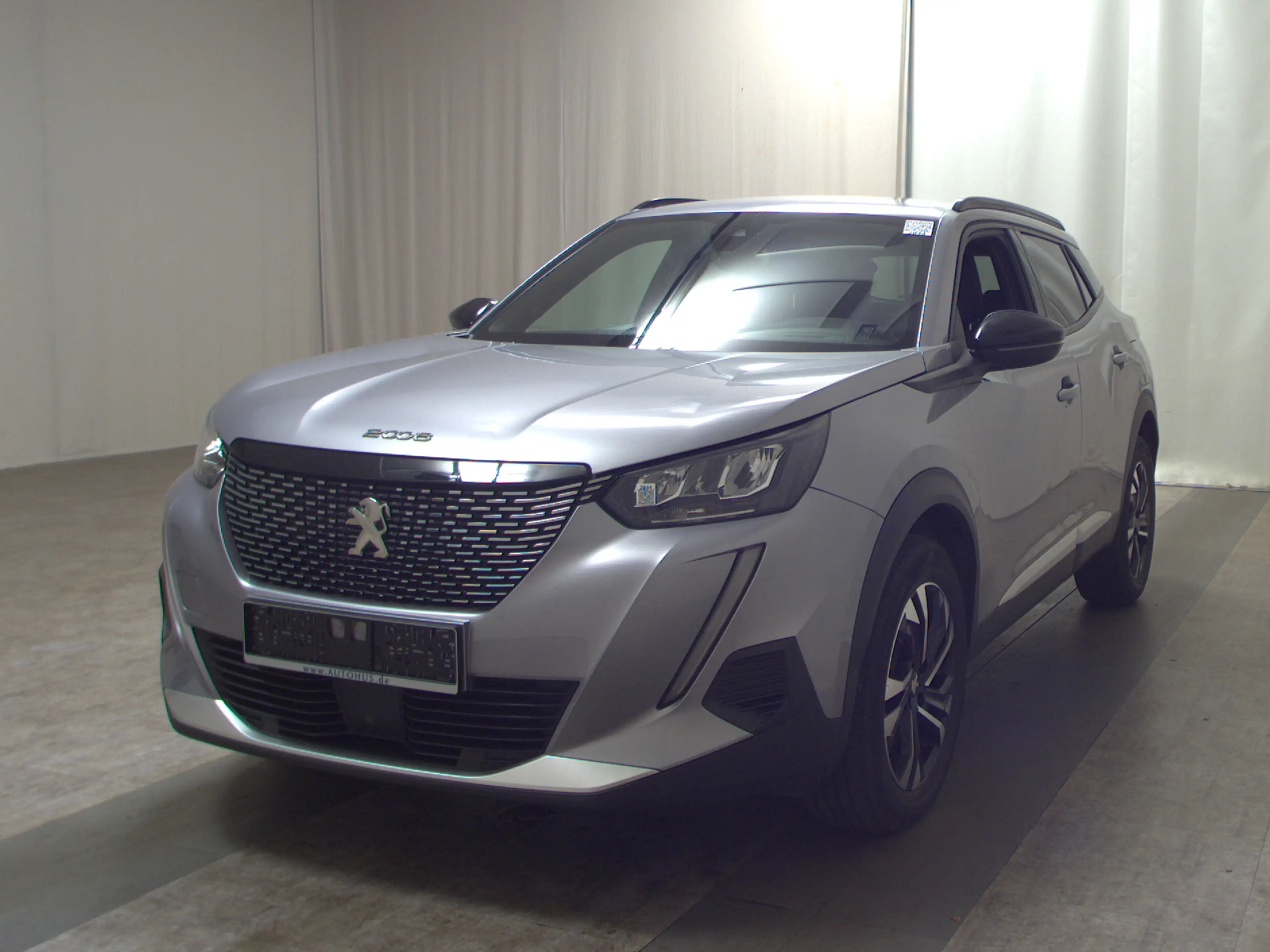 Peugeot 2008 BlueHDi 130 Allure T-Leder Navi LED RFK — photo 2