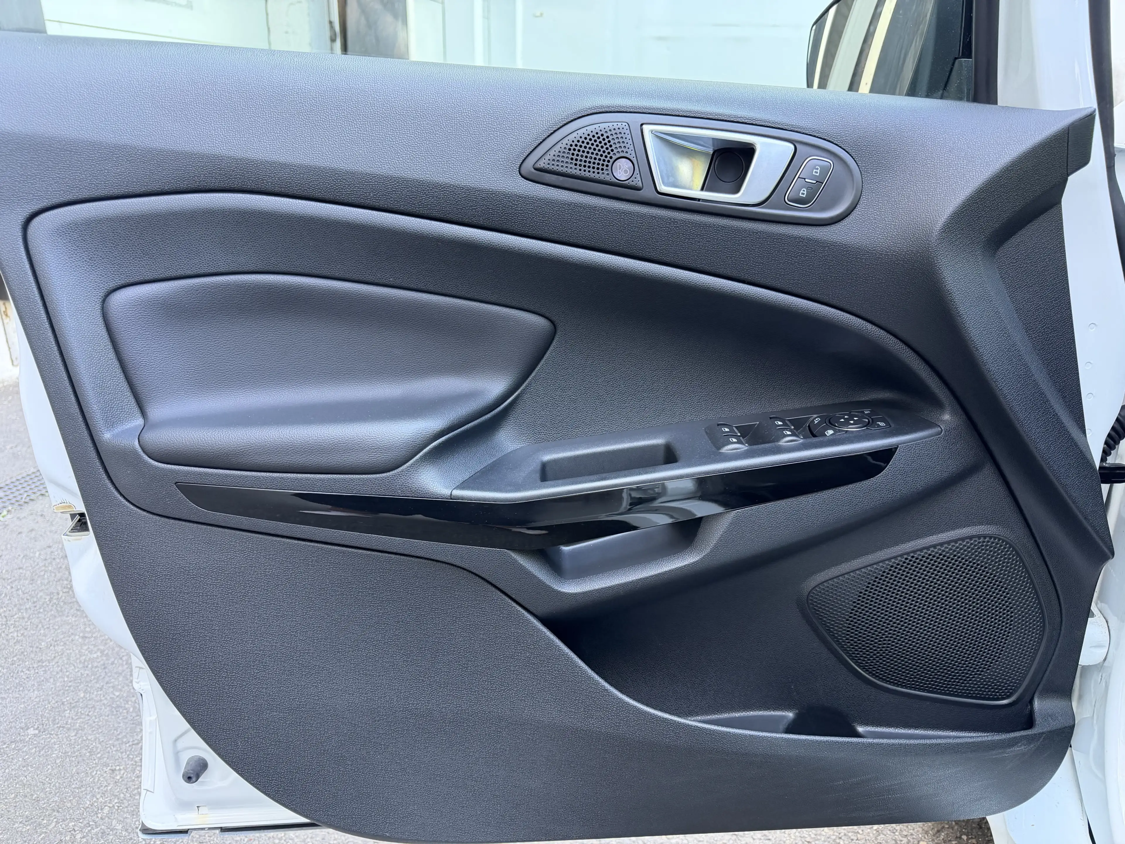 Ford EcoSport ST-Line Bang&Olufsen Kamera Sitzheizung — photo 11