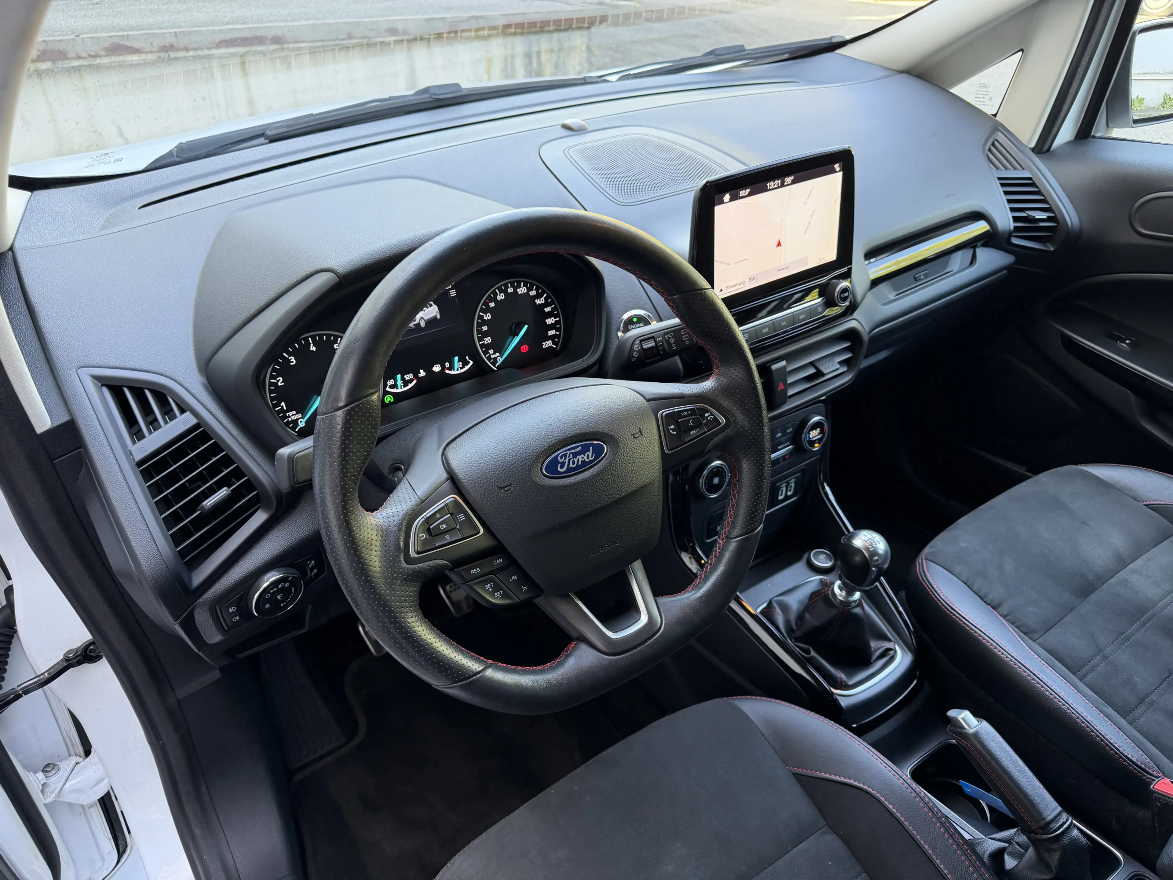 Ford EcoSport ST-Line Bang&Olufsen Kamera Sitzheizung — photo 12