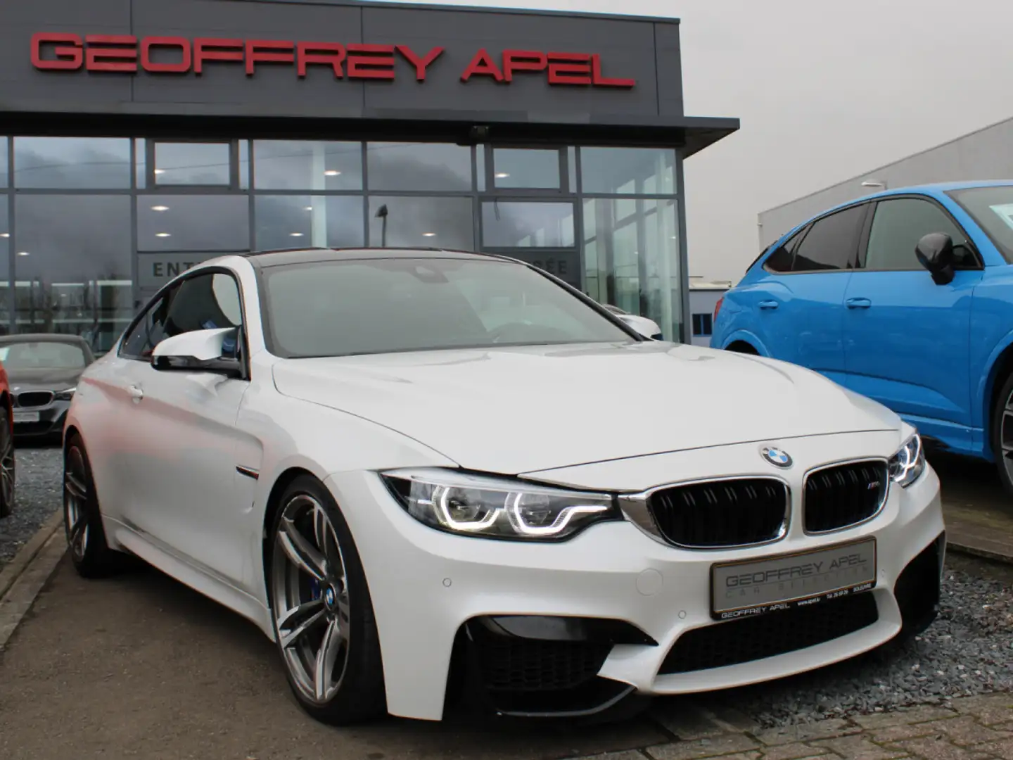 BMW M4 3.0 DKG CUIR NAVI Белый - 1