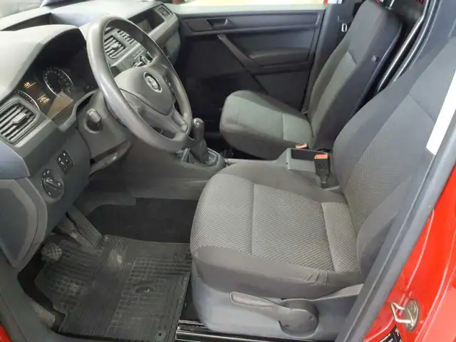 Volkswagen Caddy view 7