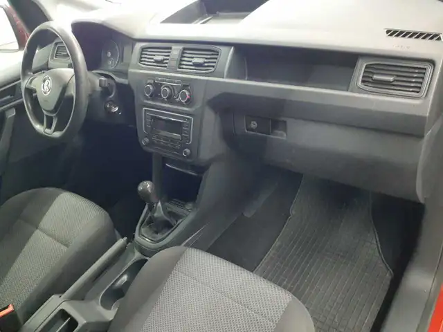 Volkswagen Caddy view 9