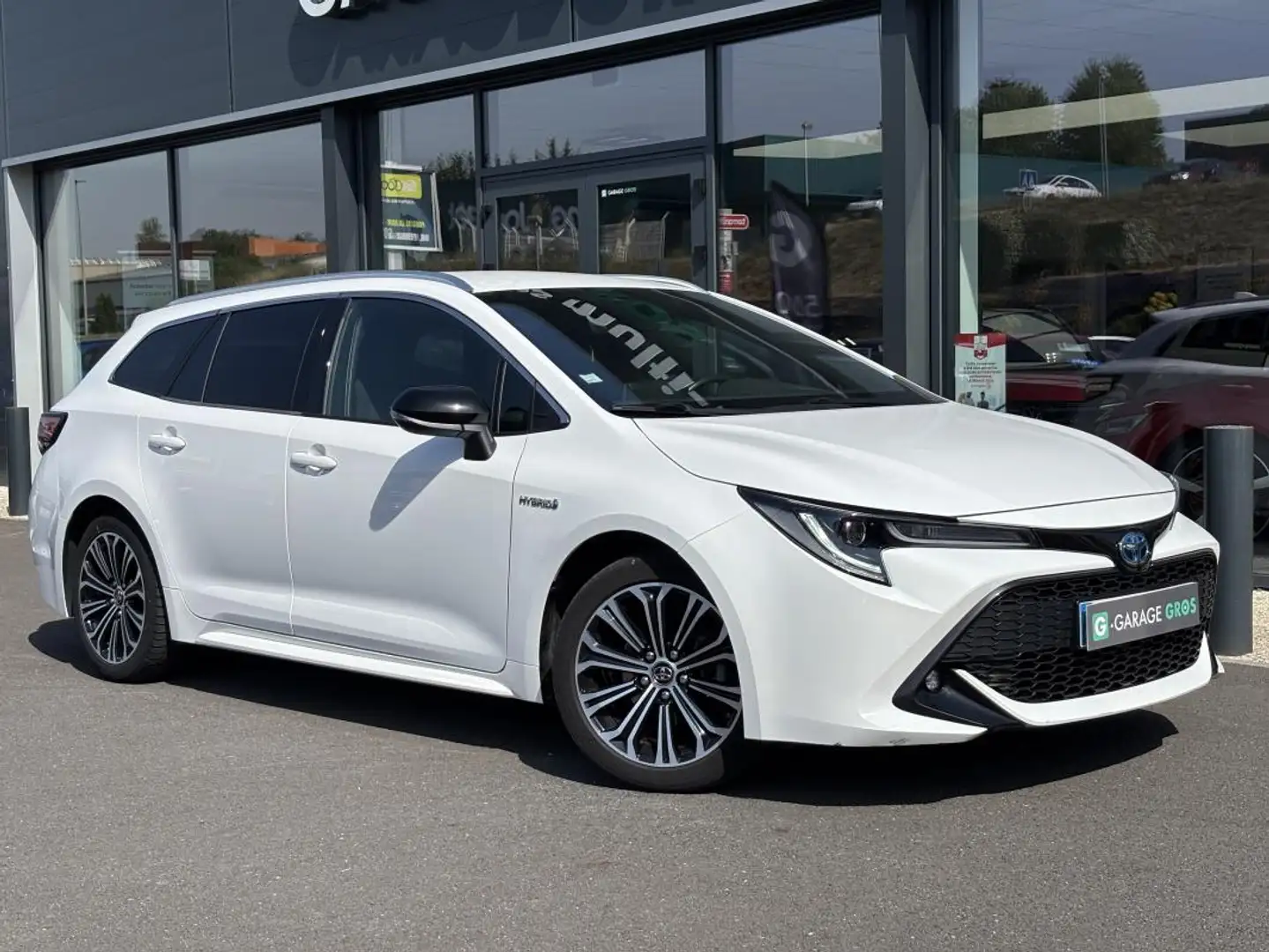 Toyota HYBRIDE 122h Active Blanc - 1