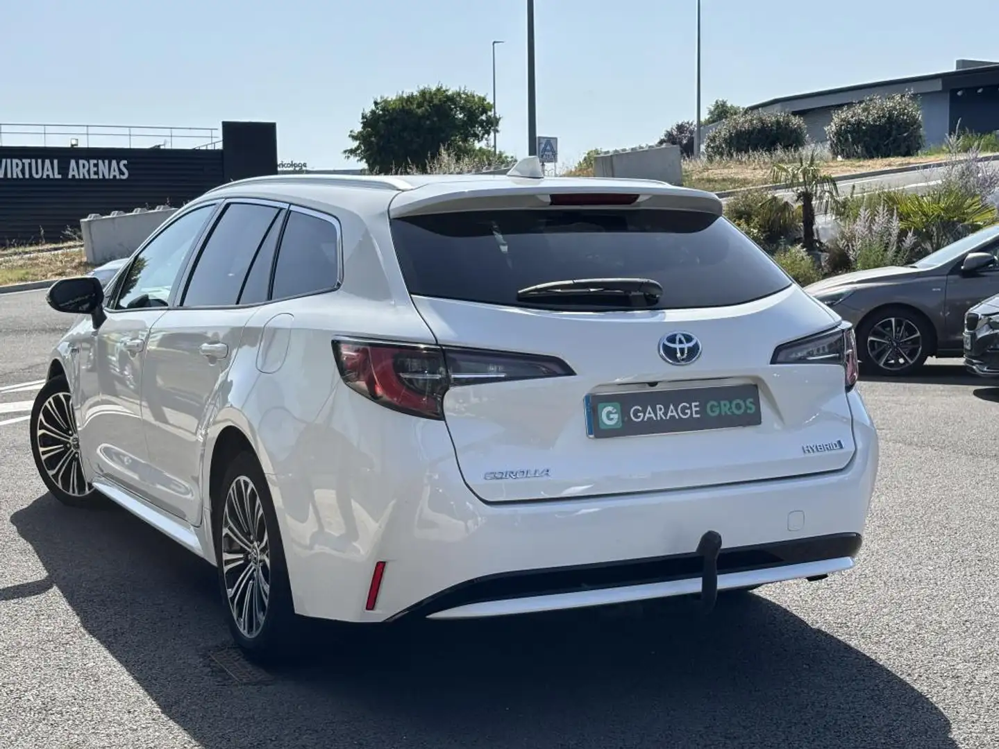 Toyota HYBRIDE 122h Active Blanc - 2