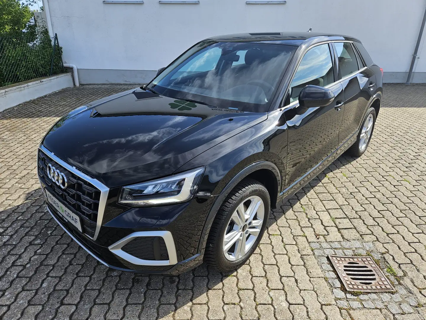 Audi Q2 Advanced 35 TFSI S tro. LED NAVI PARKEN KOMFORT Schwarz - 2