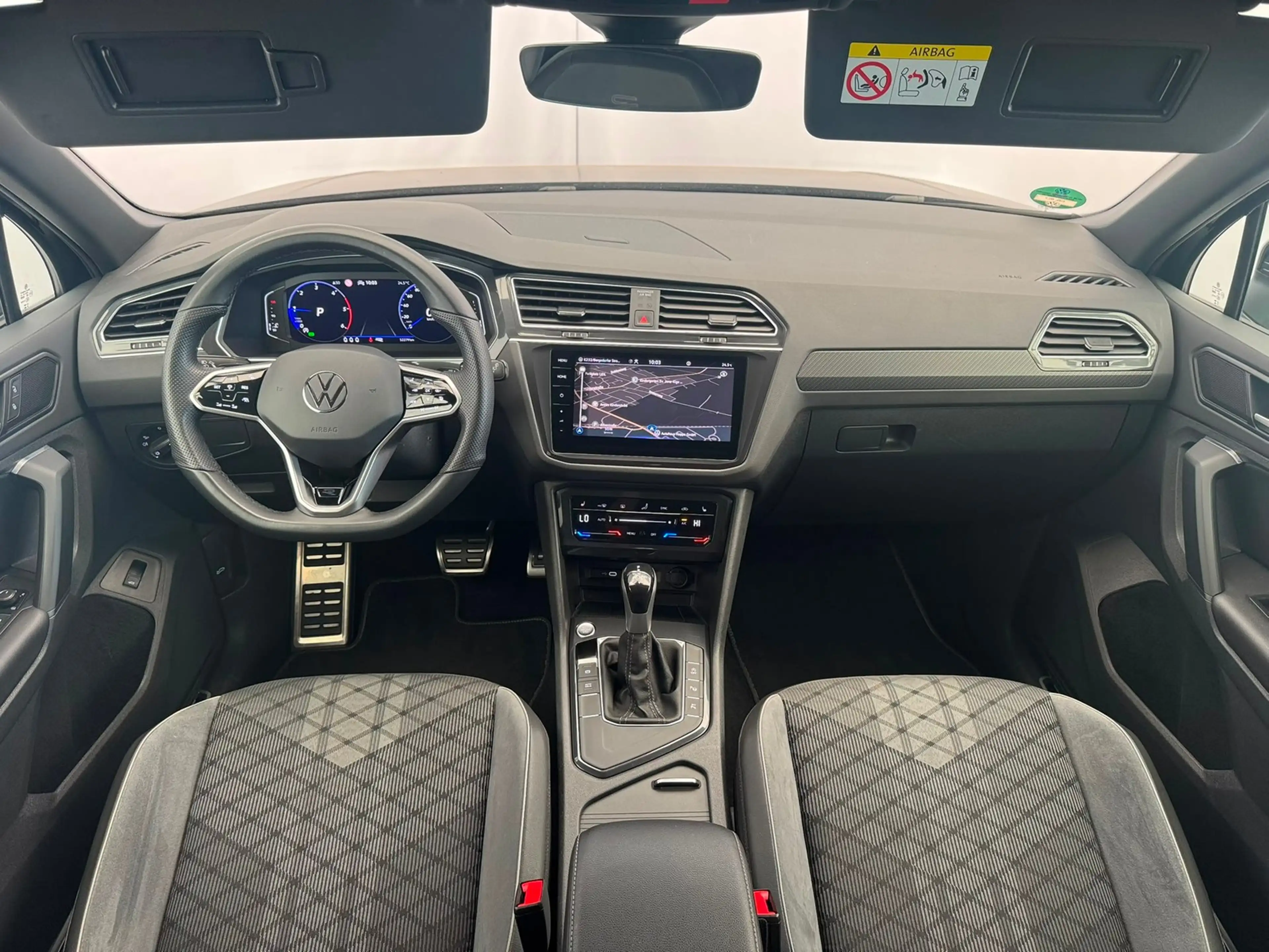 Volkswagen Tiguan R-Line 2.0TDI DSG+360°KAMERA+MATRIX+ACC+20 — photo 2