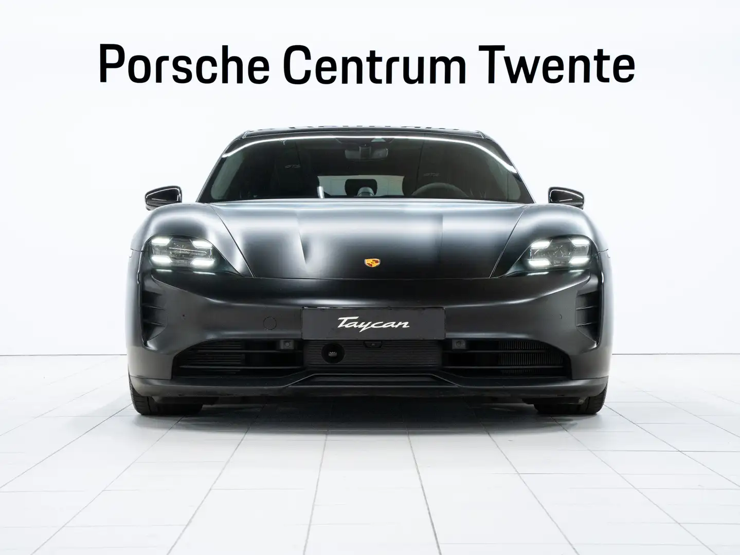 Porsche Taycan GTS Sport Turismo Schwarz - 2