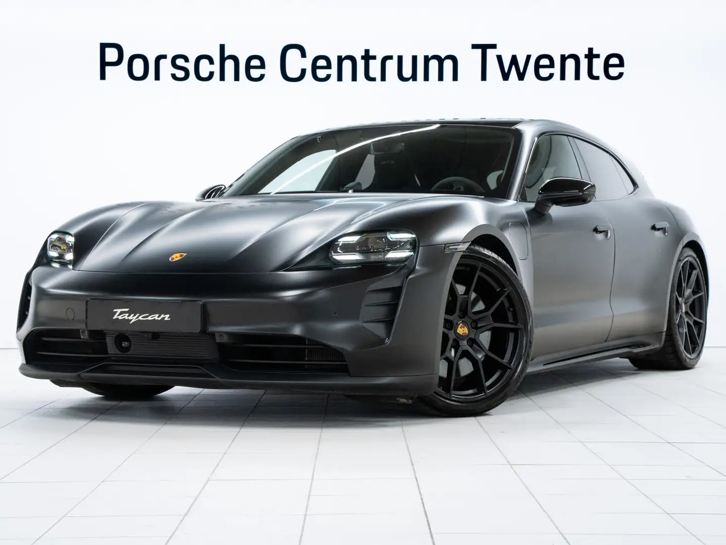 Porsche Taycan GTS Sport Turismo Schwarz - 1