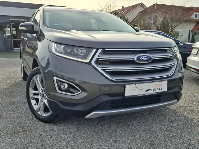Ford Edge Titanium 4x4=NAVI=LED=4xSHZ=KAMERA=AHK=ACC