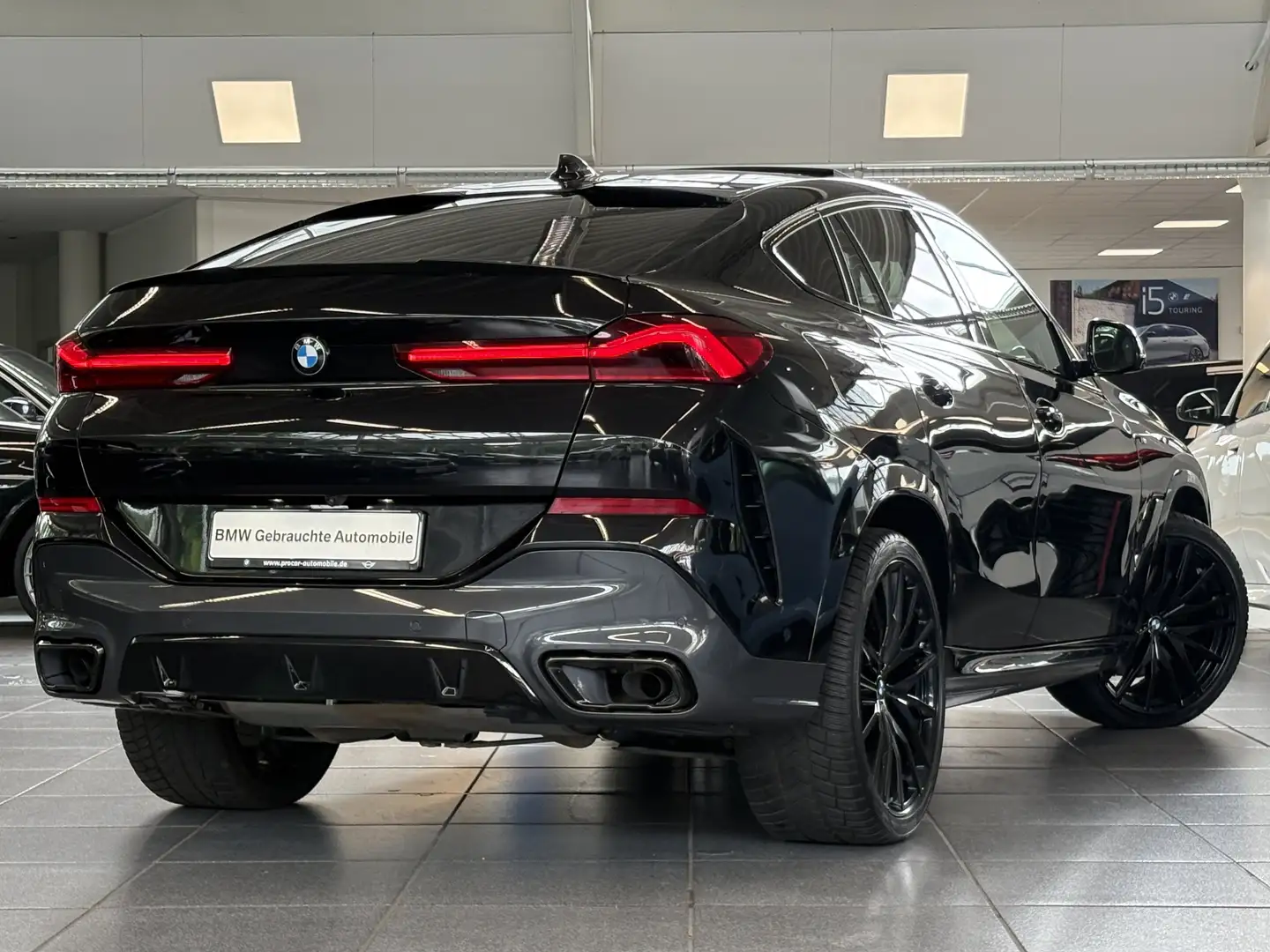 BMW X6 xDrive40d M Sport DA Prof PA+ Laser Pano 22" LMR Noir - 2
