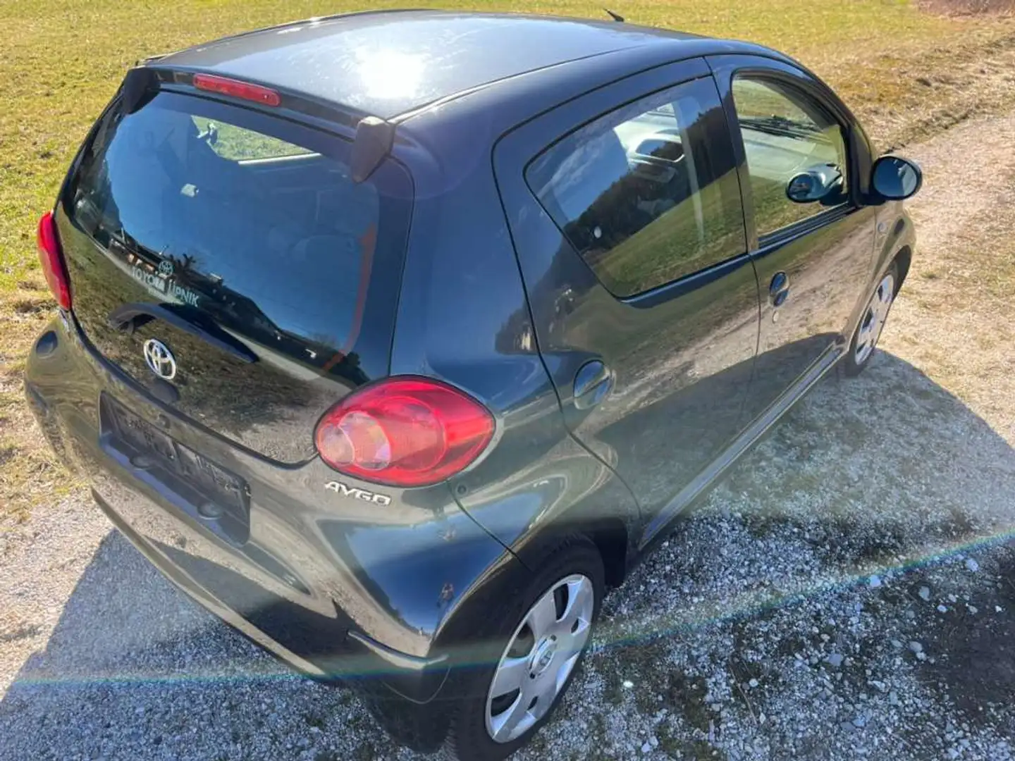 Toyota Aygo Aygo 1,0 VVT-i Music Music Grau - 2