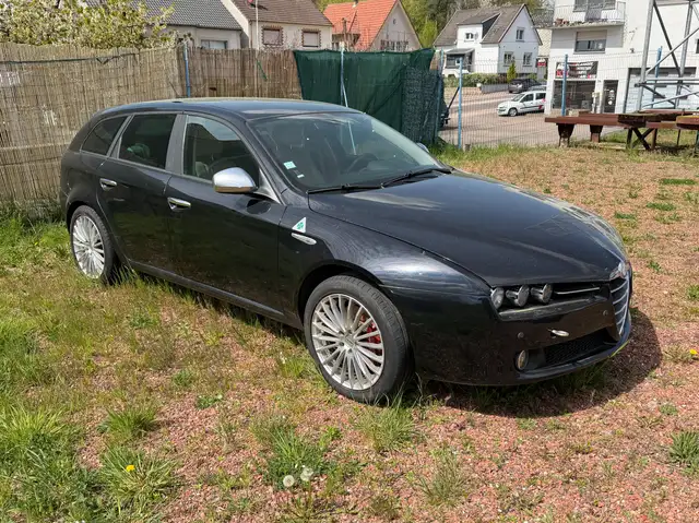 Alfa Romeo 159 SW 3.2 V6 JTS Selective Q4 (VEHICULE NON ROULANT)