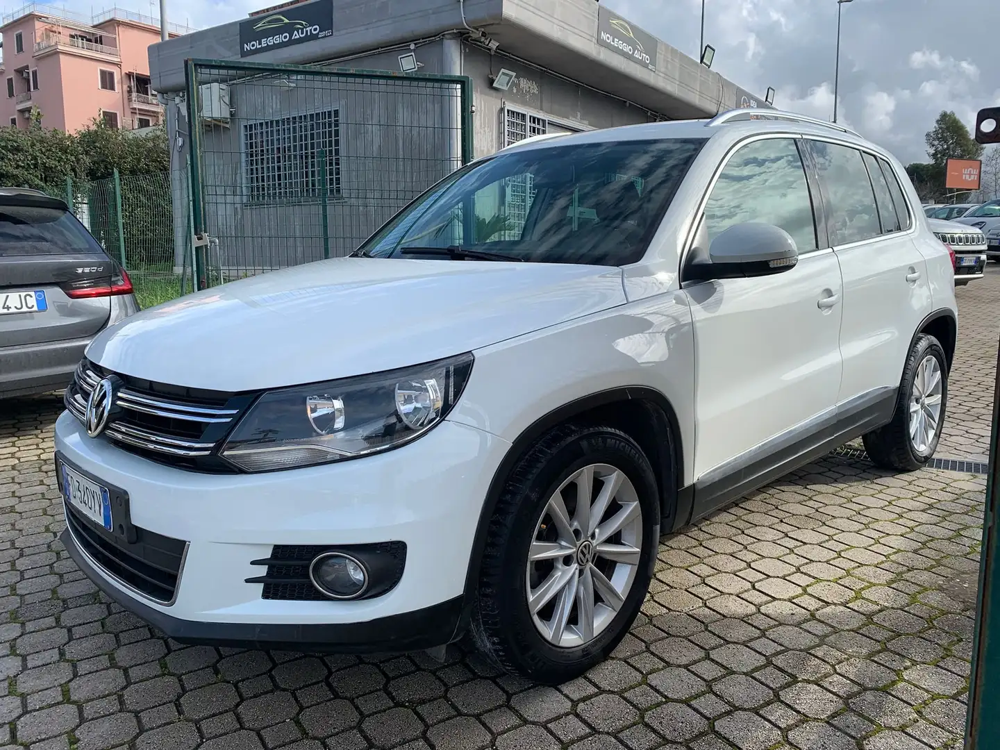 Volkswagen Tiguan Tiguan 2.0 tdi bm Sport Bianco - 1