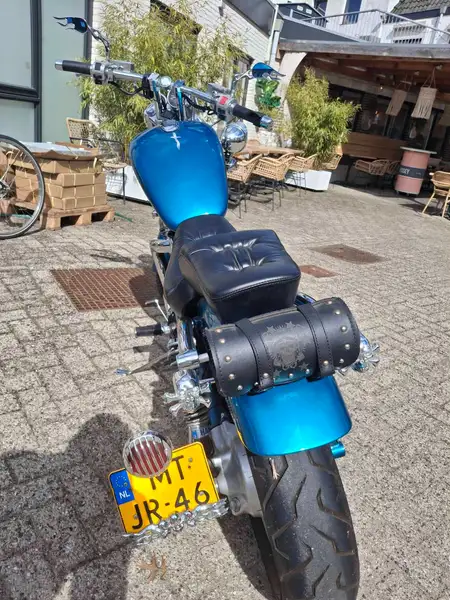 Suzuki Intruder C - foto 5