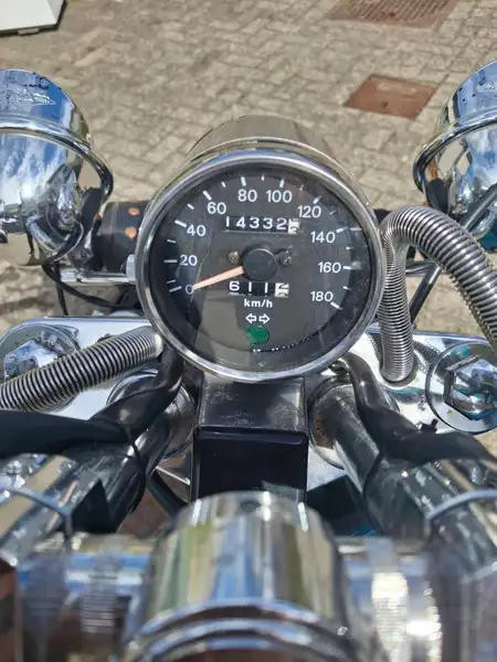 Suzuki Intruder C - foto 6