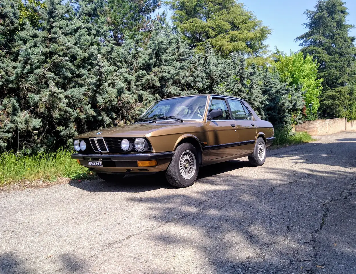 BMW 520i, foto 2