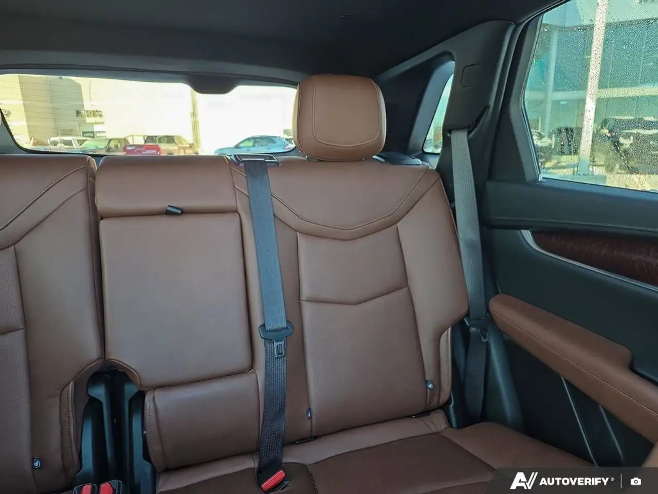 Cadillac XT5 снимка Cadillac XT5