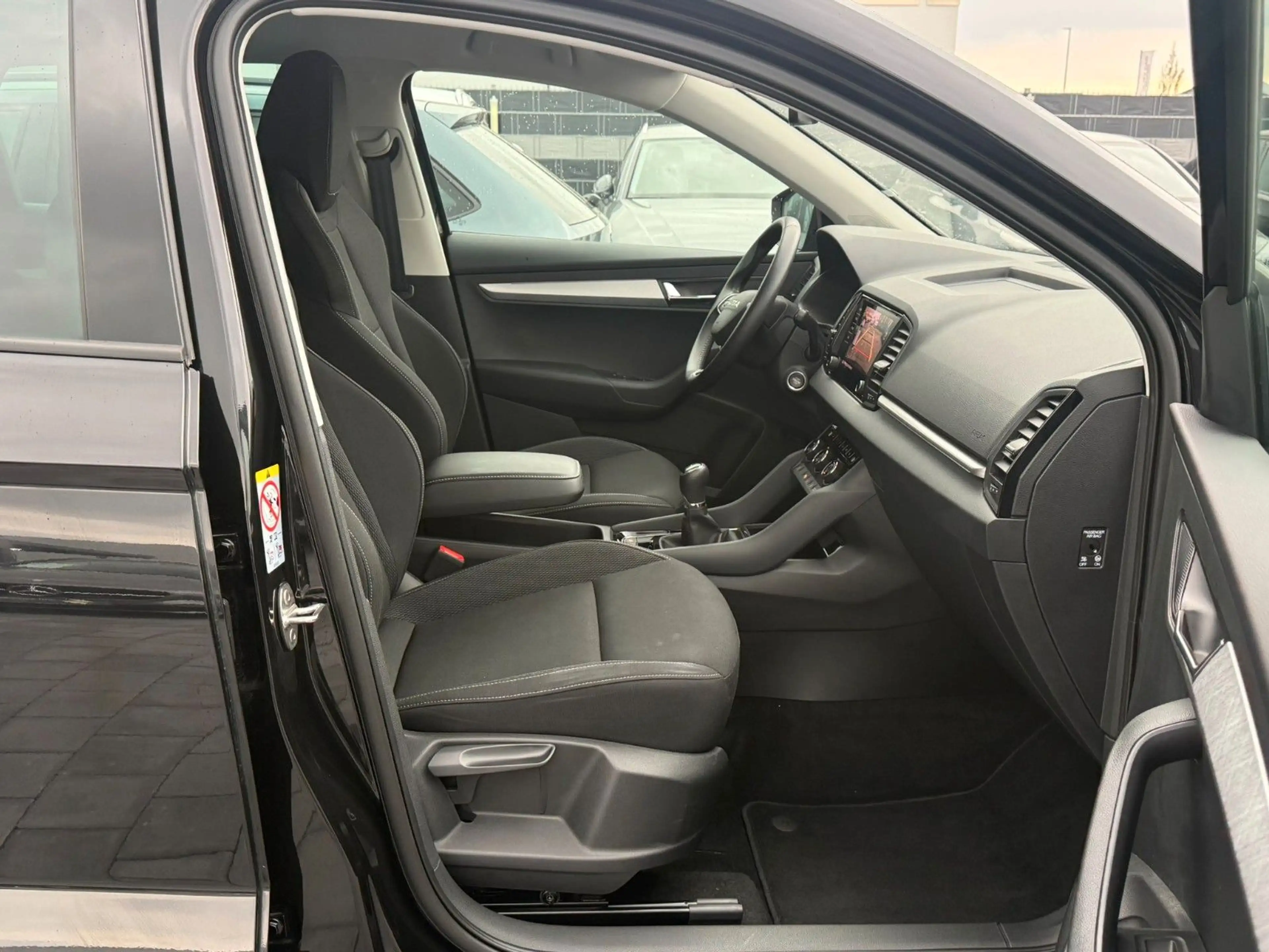 Skoda Karoq Tour*VIRTUAL*LED*ACC*R-KAM*AHK*SPUR-ASSIST — photo 11