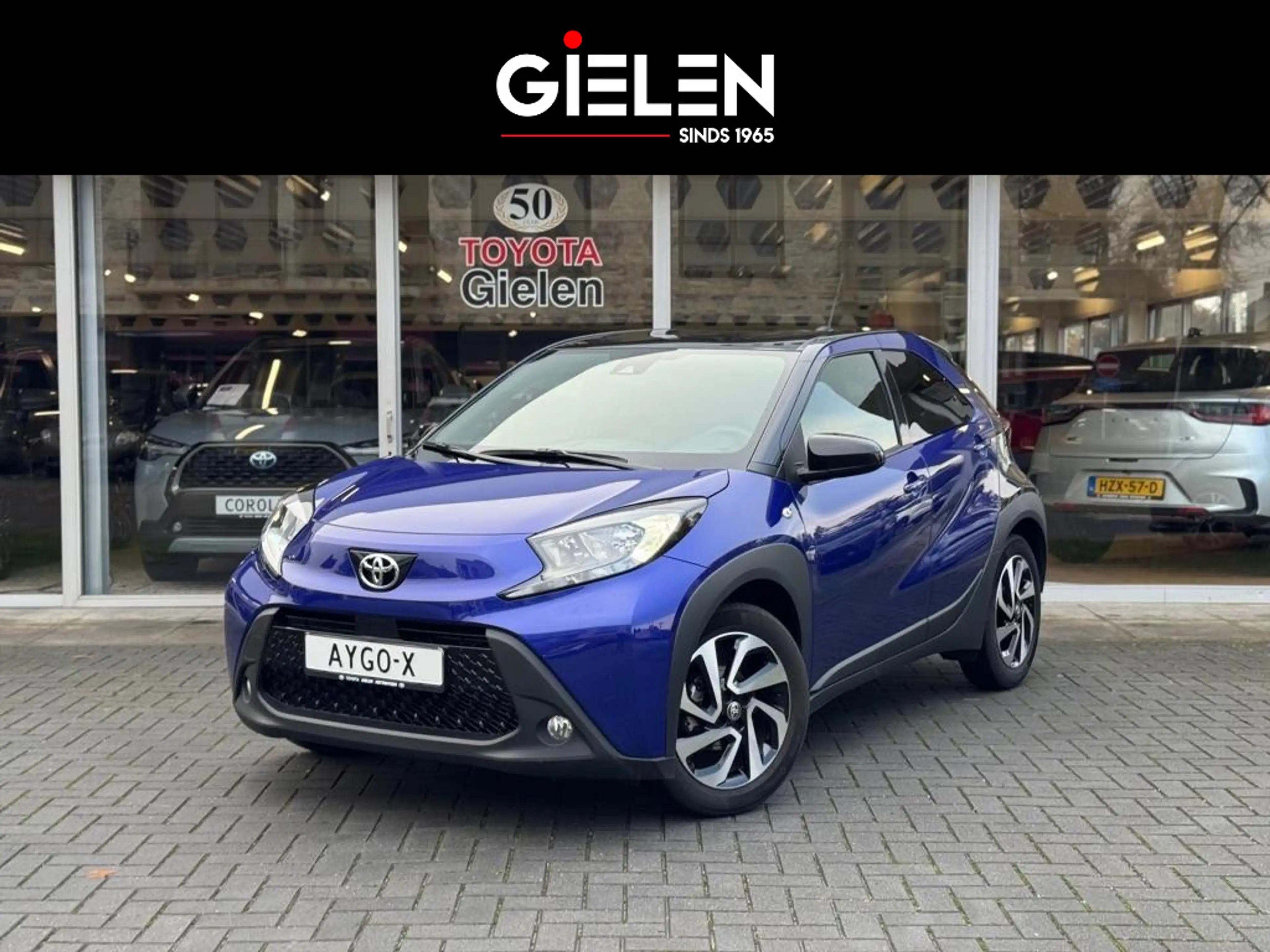 Toyota Aygo X 1.0 VVT-i MT Pulse Bi-tone | Juniper blue, 17 inch