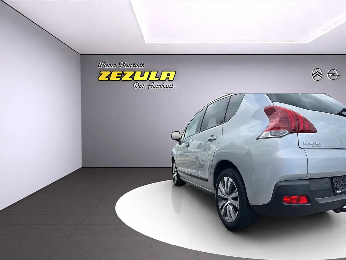 Peugeot 3008 1,6 BlueHDi 120 S&S Professional Line Zilver - 2