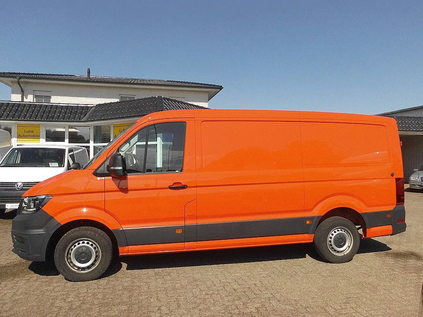 Volkswagen Crafter 30 mittellang FWD 1.Hand Orig. 91tkm. Rojo - 2