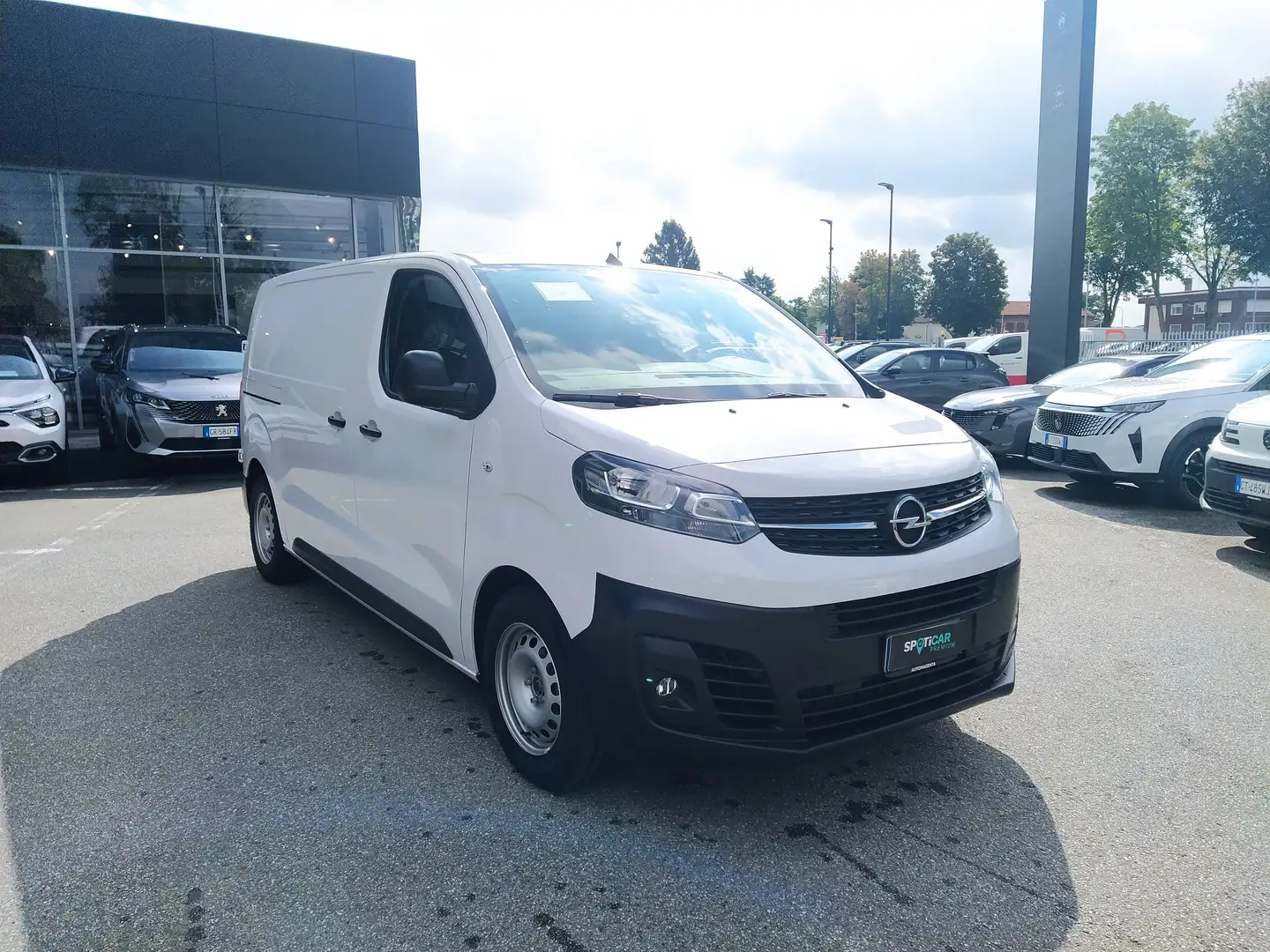 Opel Vivaro-e Elettrico Batteria 75KWh TAGLIA M 3 Posti White - 1