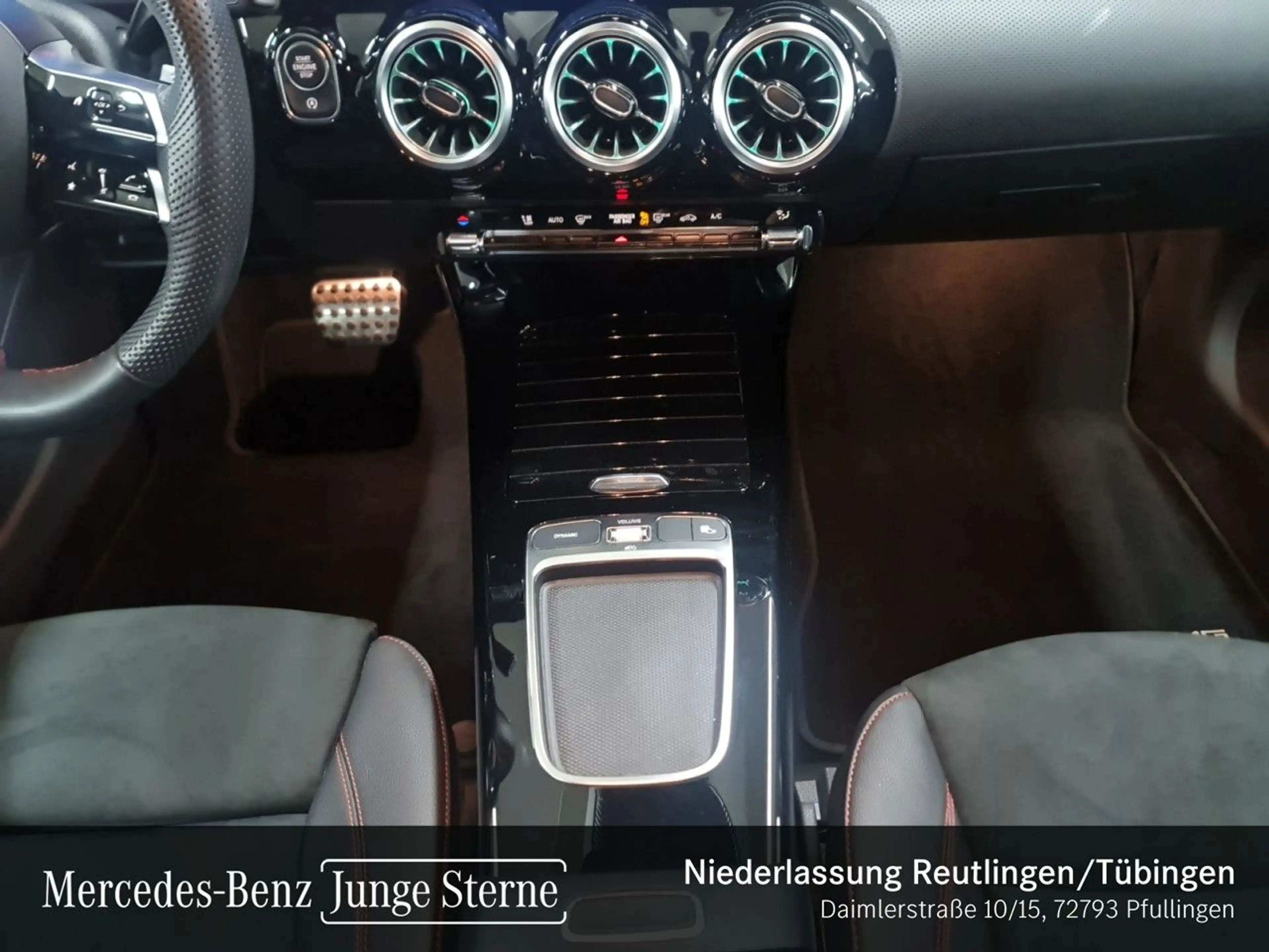 Mercedes-Benz CLA 200 AMG+LED+KAMERA+KEYLESS+7G — photo 15
