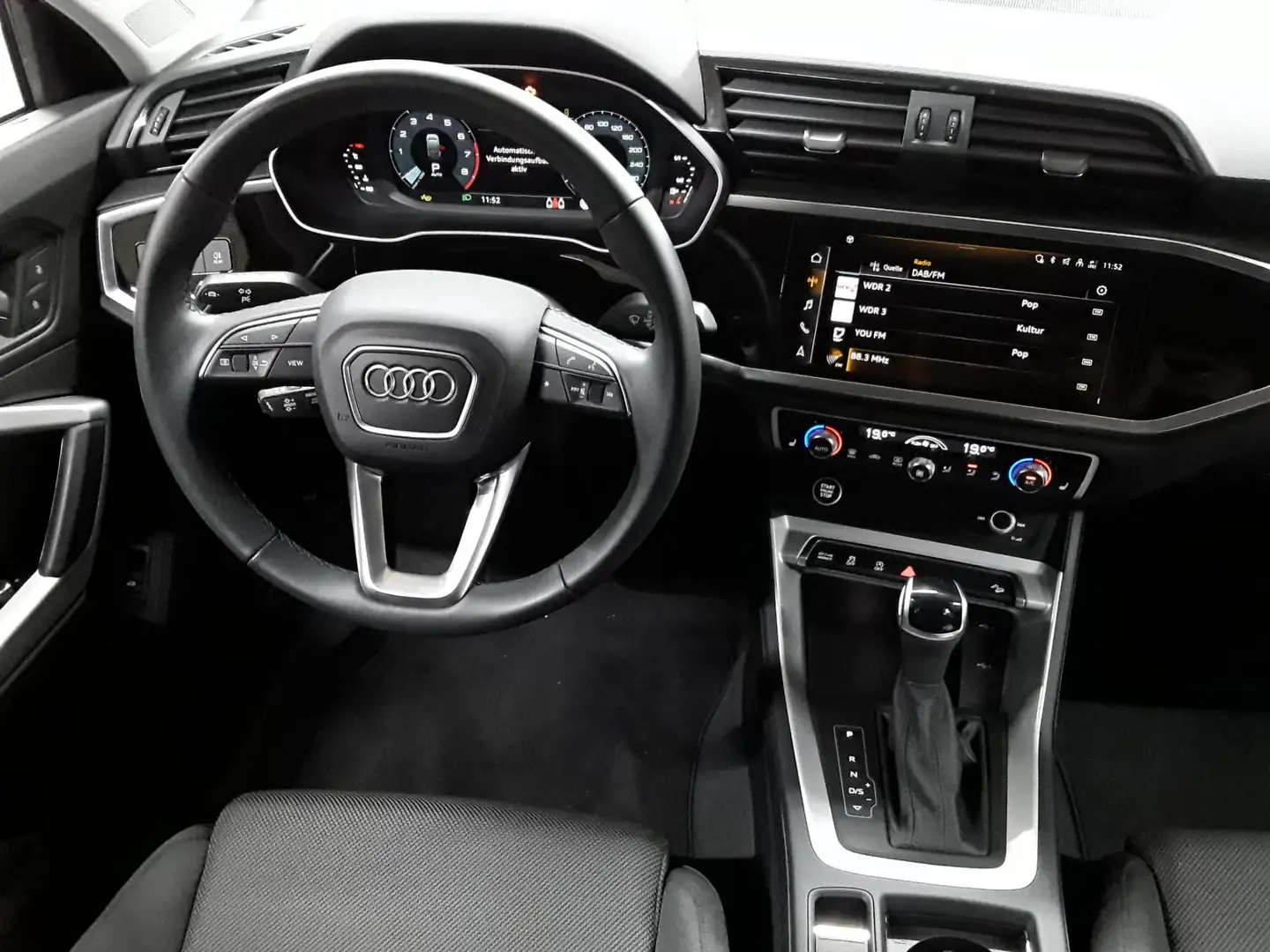 Audi Q3 Q3 35 TFSI Sportback Stronic ACC Virtual KAM SHZ Noir - 2