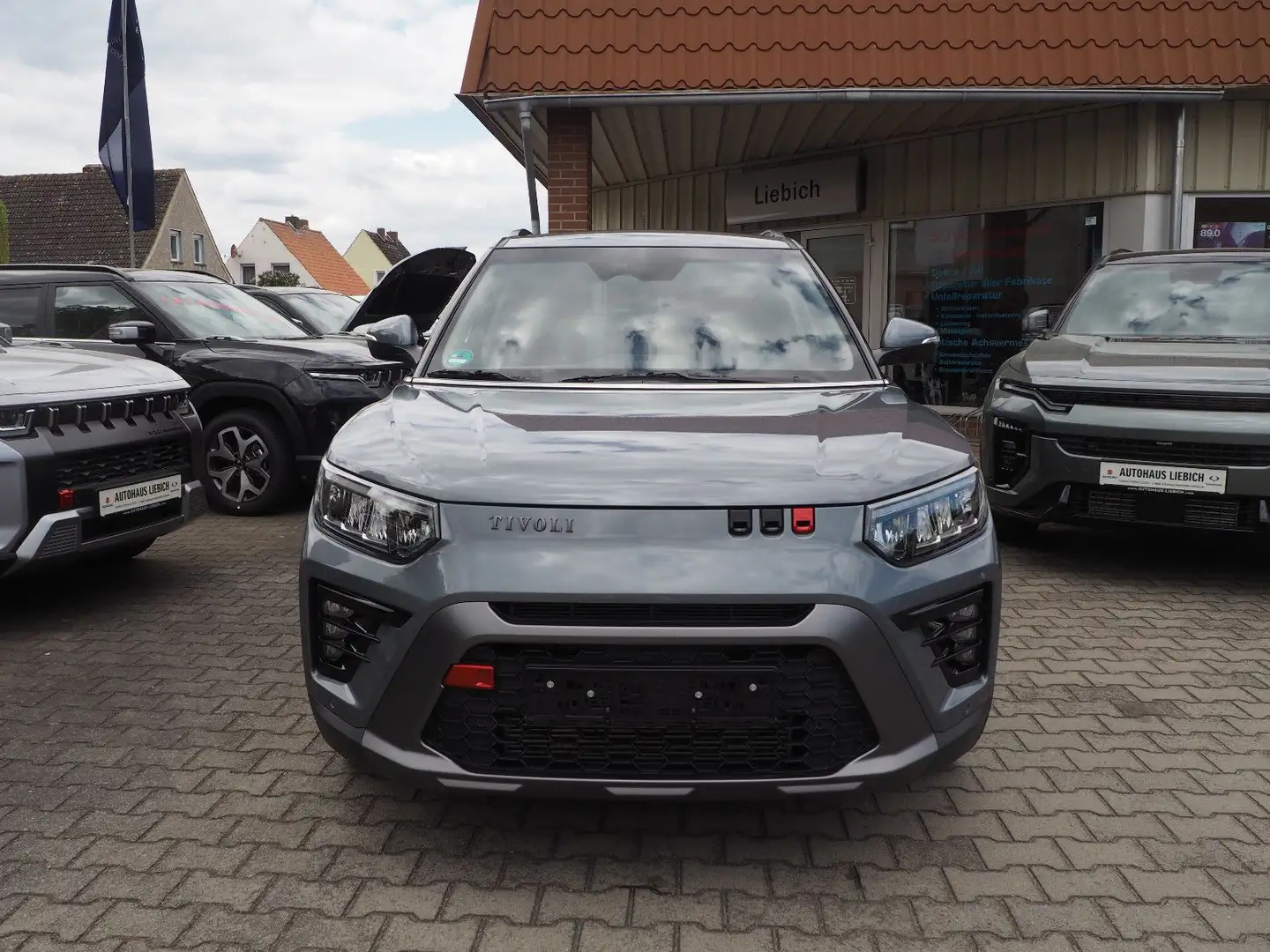 SsangYong Tivoli KGM Tivoli BLACKLINE 1.5 Automatik Szürke - 2