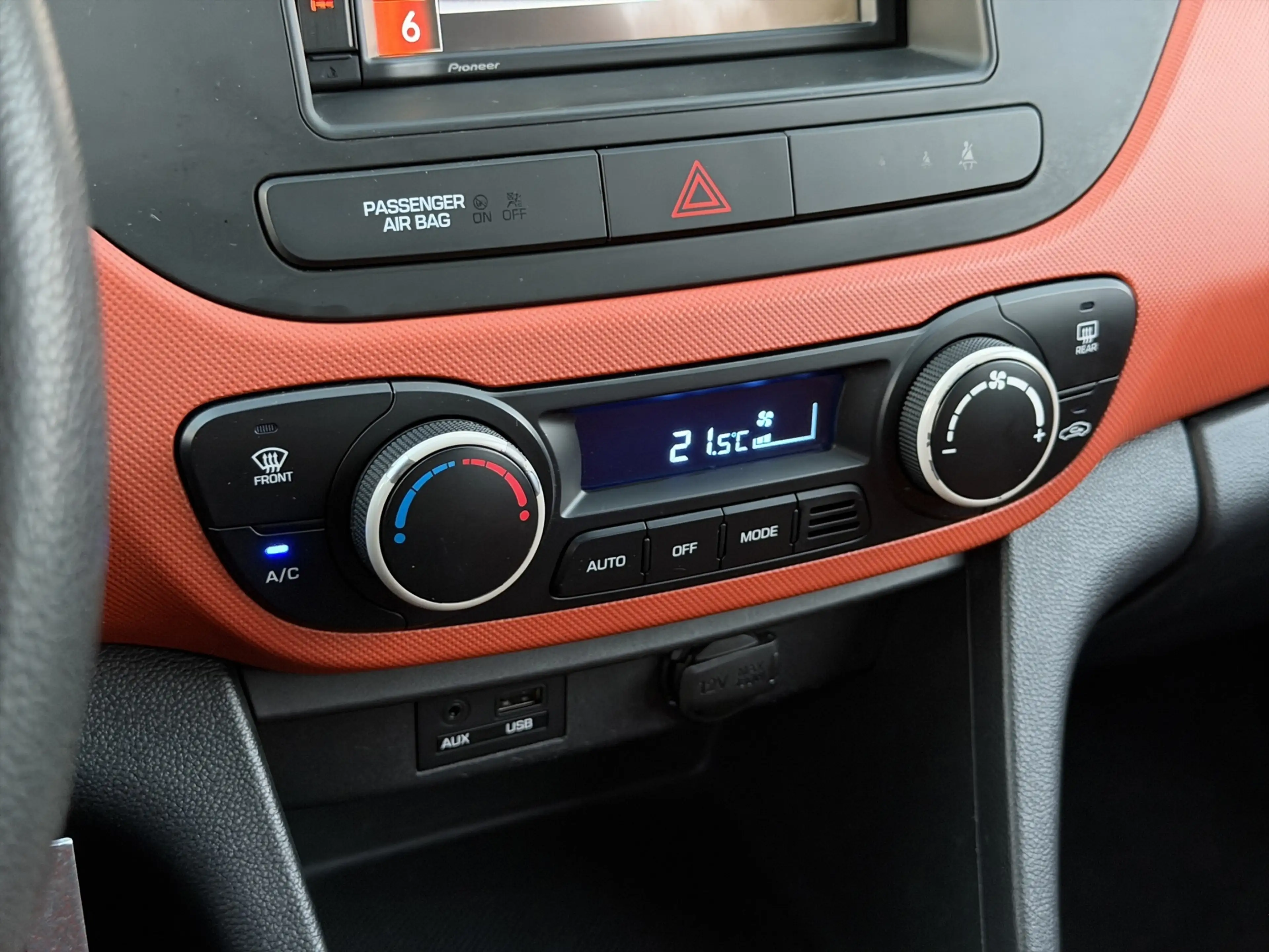 Hyundai i10 1.0i i-Motion Comfort Clima|Cruise|Bluetooth|NAP — photo 17