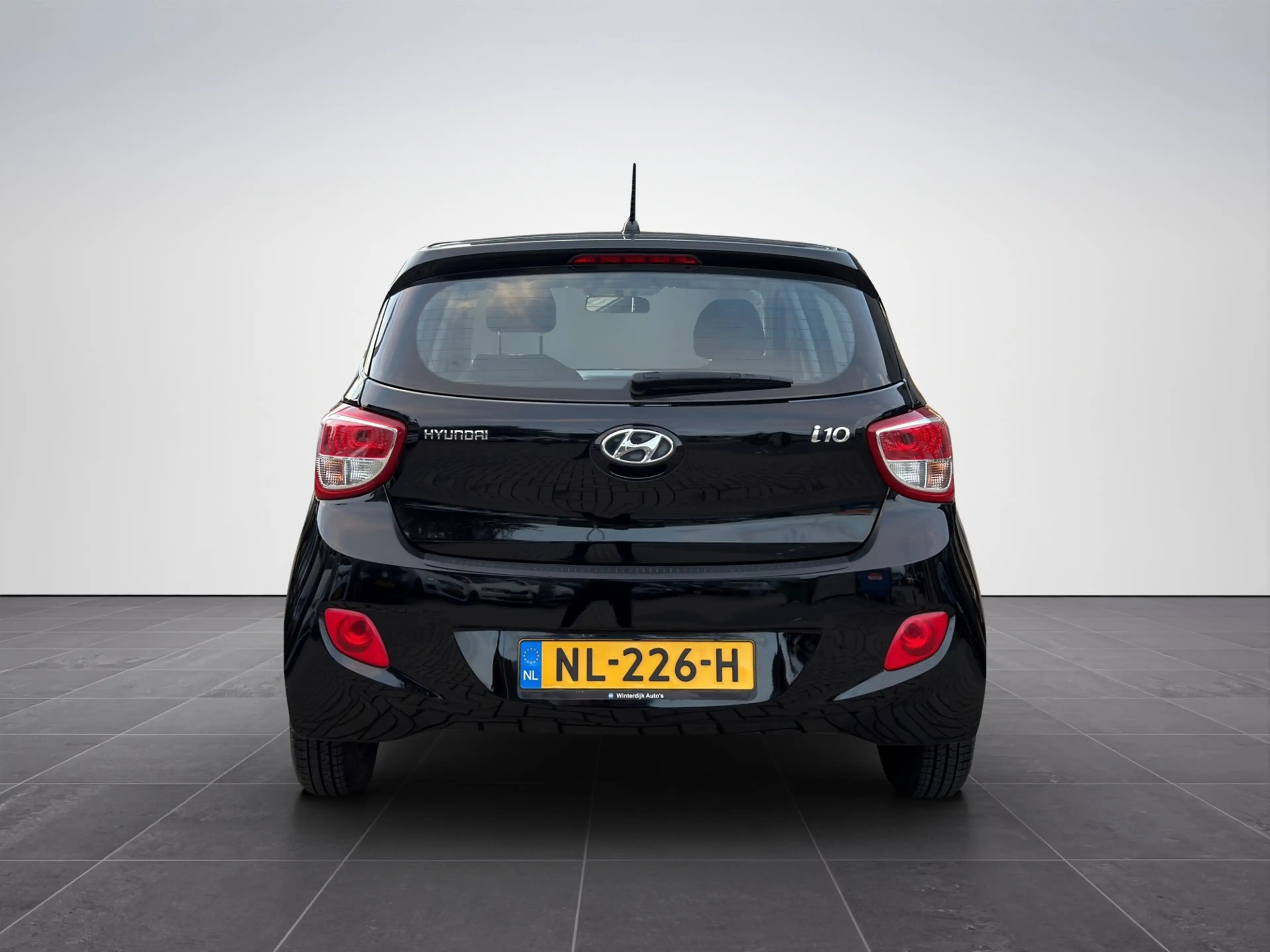Hyundai i10 1.0i i-Motion Comfort Clima|Cruise|Bluetooth|NAP — photo 8