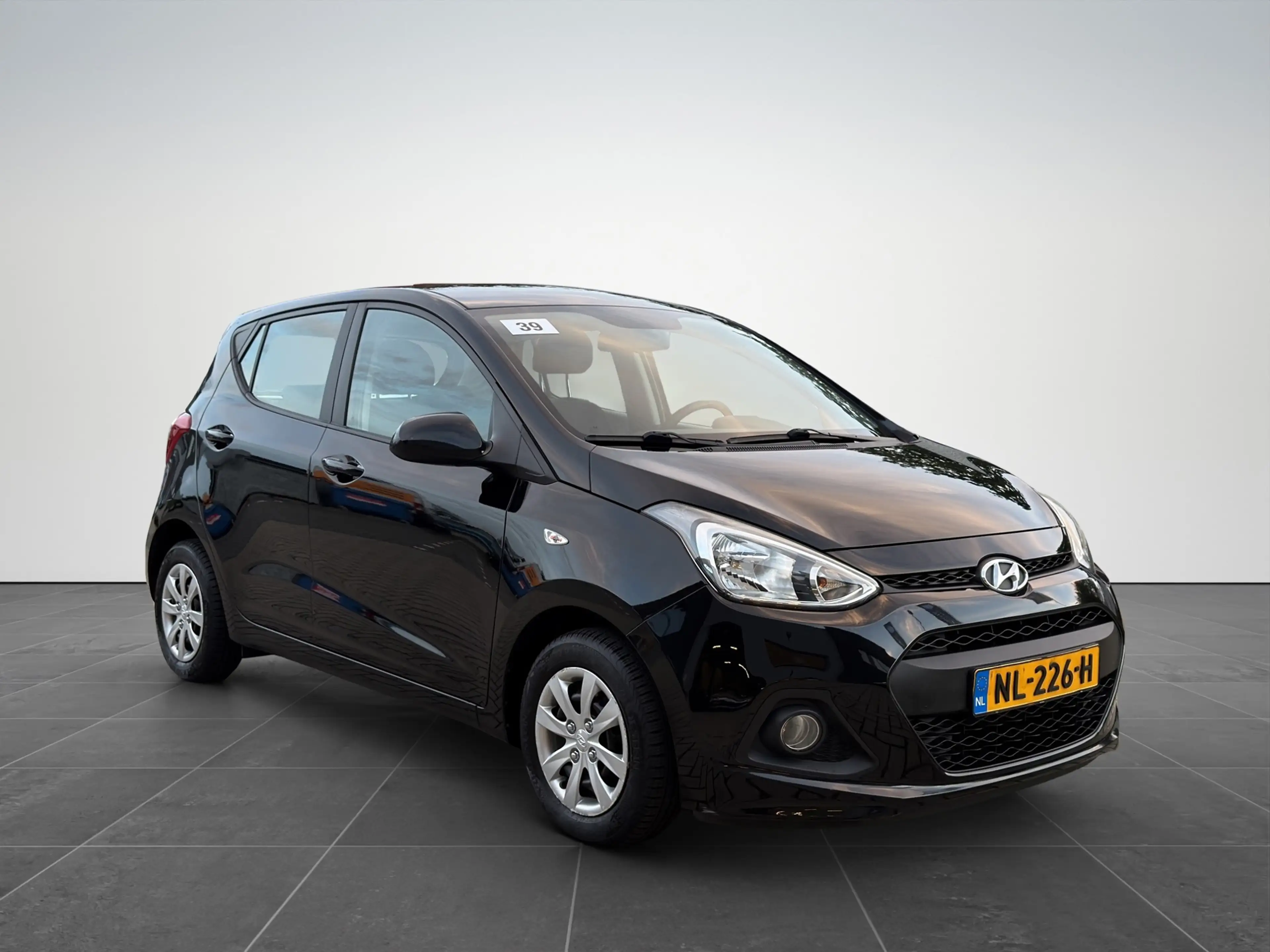 Hyundai i10 1.0i i-Motion Comfort Clima|Cruise|Bluetooth|NAP — photo 2