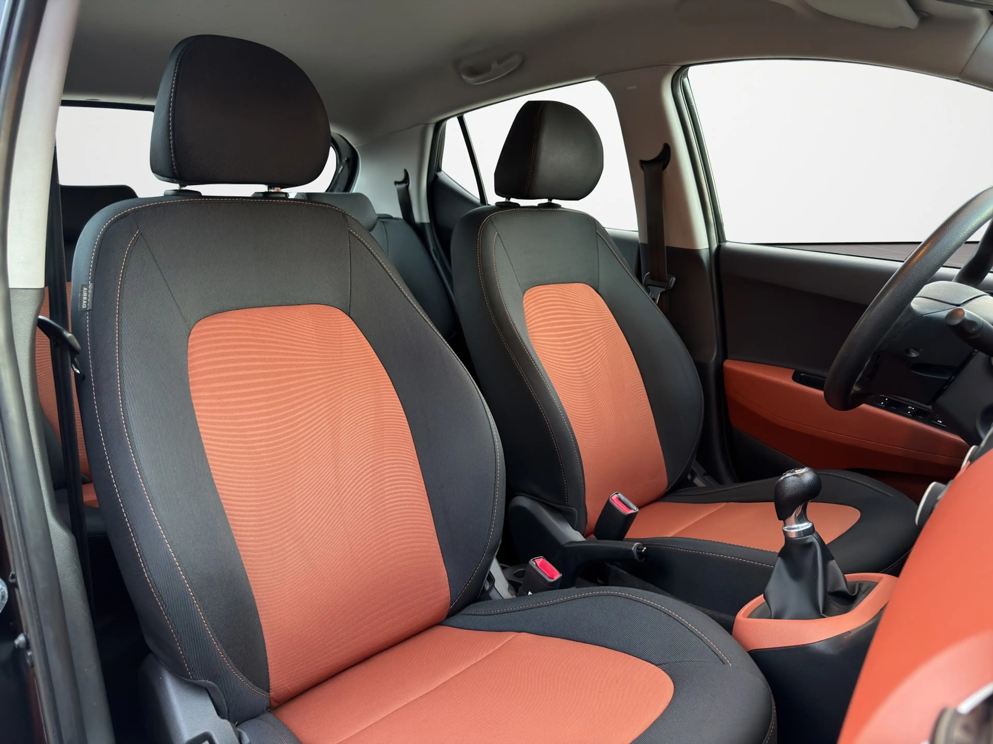 Hyundai i10 1.0i i-Motion Comfort Clima|Cruise|Bluetooth|NAP — photo 4