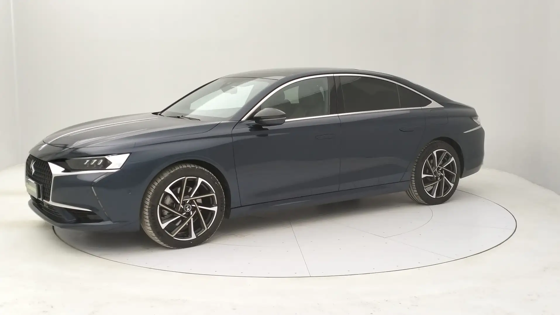 DS Automobiles DS 9 1.6 E-TENSE Rivoli+ Blau - 2