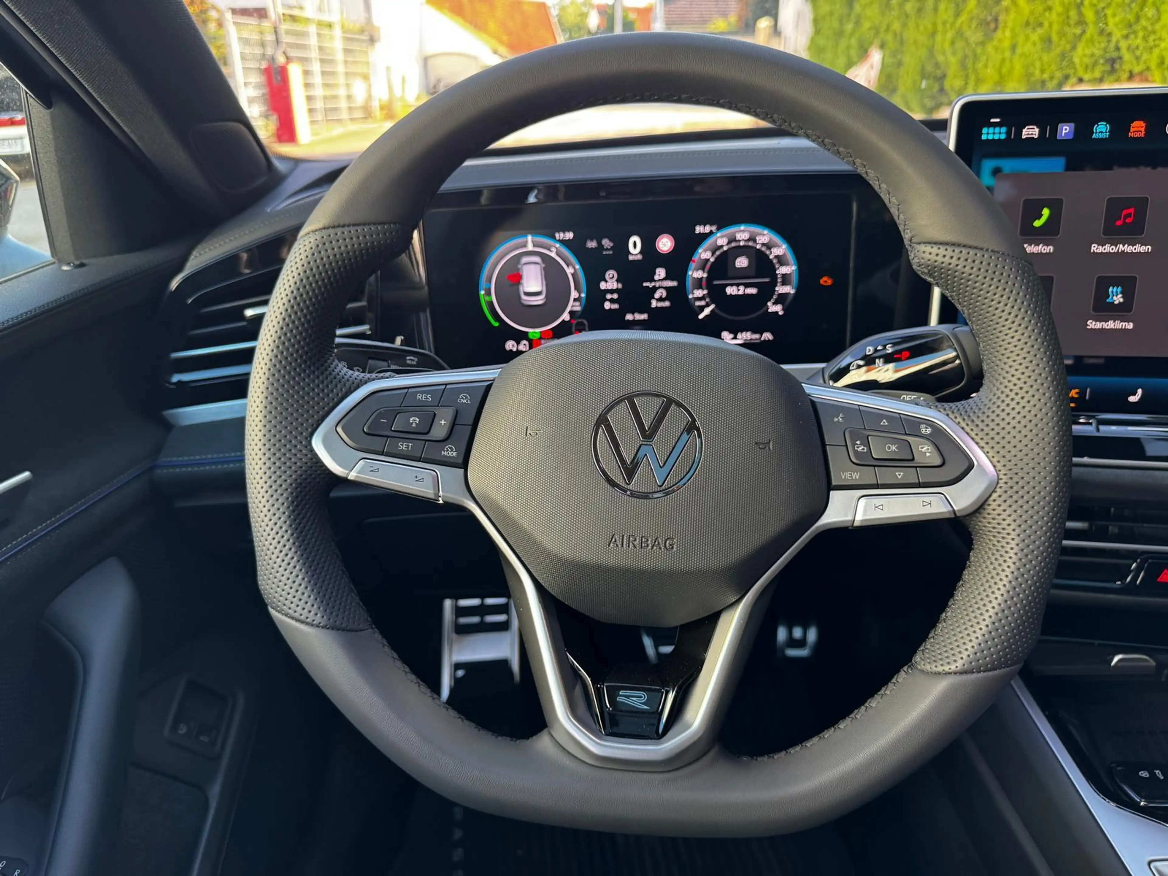 Volkswagen Passat Variant 1.5 TSI eHybrid 200 kW R-Line Black AHK 360 200... — photo 6
