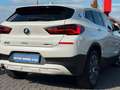 BMW X2 X2 sDrive 18i 136 ch DKG7 Weiß - thumbnail 2