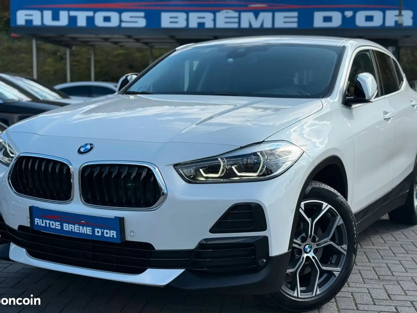 BMW X2 X2 sDrive 18i 136 ch DKG7 Weiß - 1