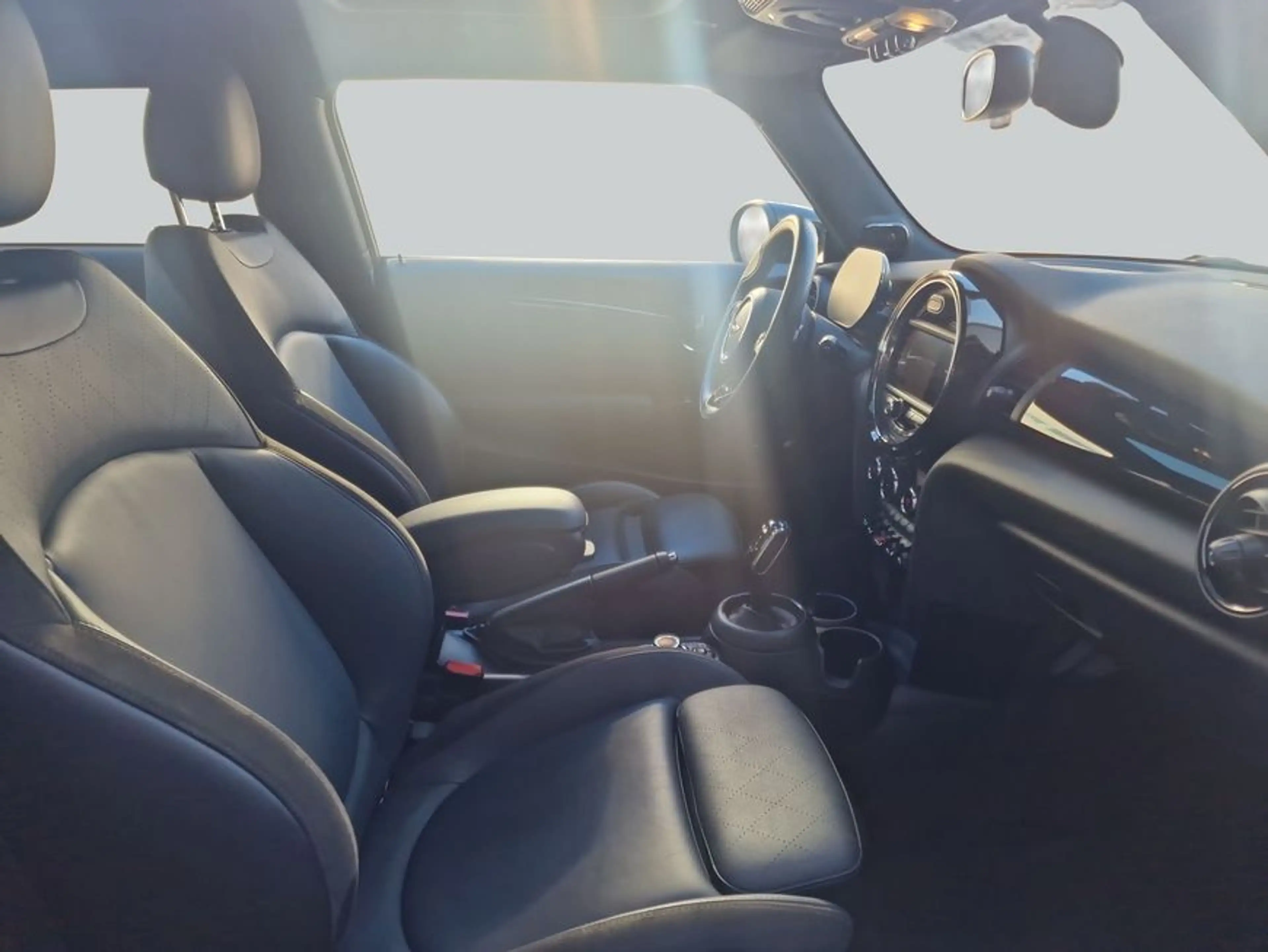 MINI Cooper S Cooper S Aut. LED Navi Harman Kardon Pano — photo 12