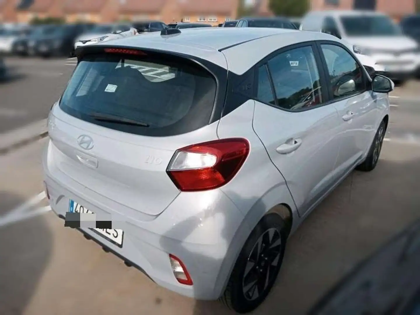 Hyundai i10 1.0 Klass Gris - 2