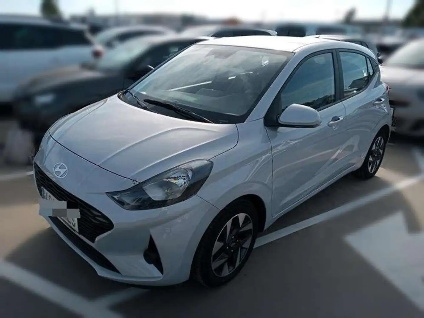 Hyundai i10 1.0 Klass Gris - 1