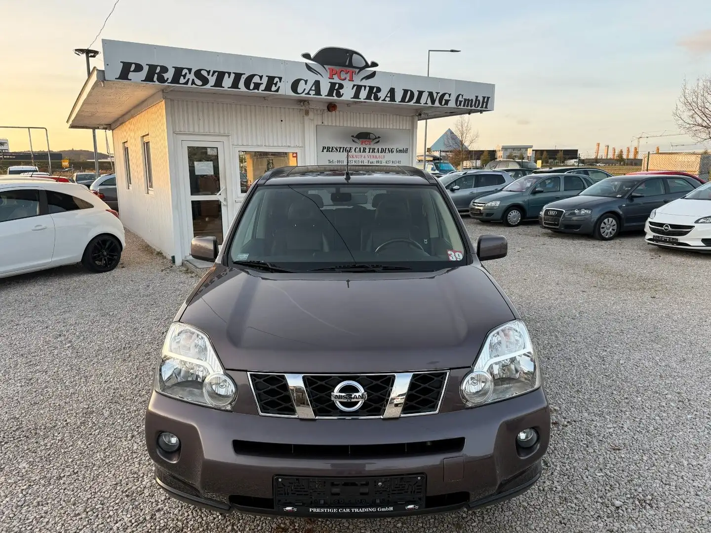 Nissan X-Trail LE 4X4*2.HAND*AHK*PANORAMA*LEDER* Braun - 2